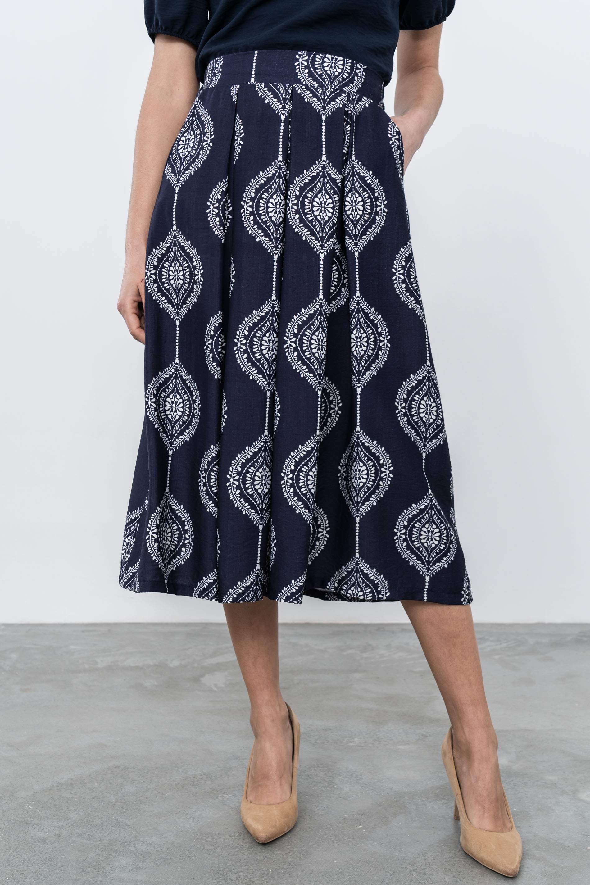 FALDA TABLAS DIBUJOS MARINO