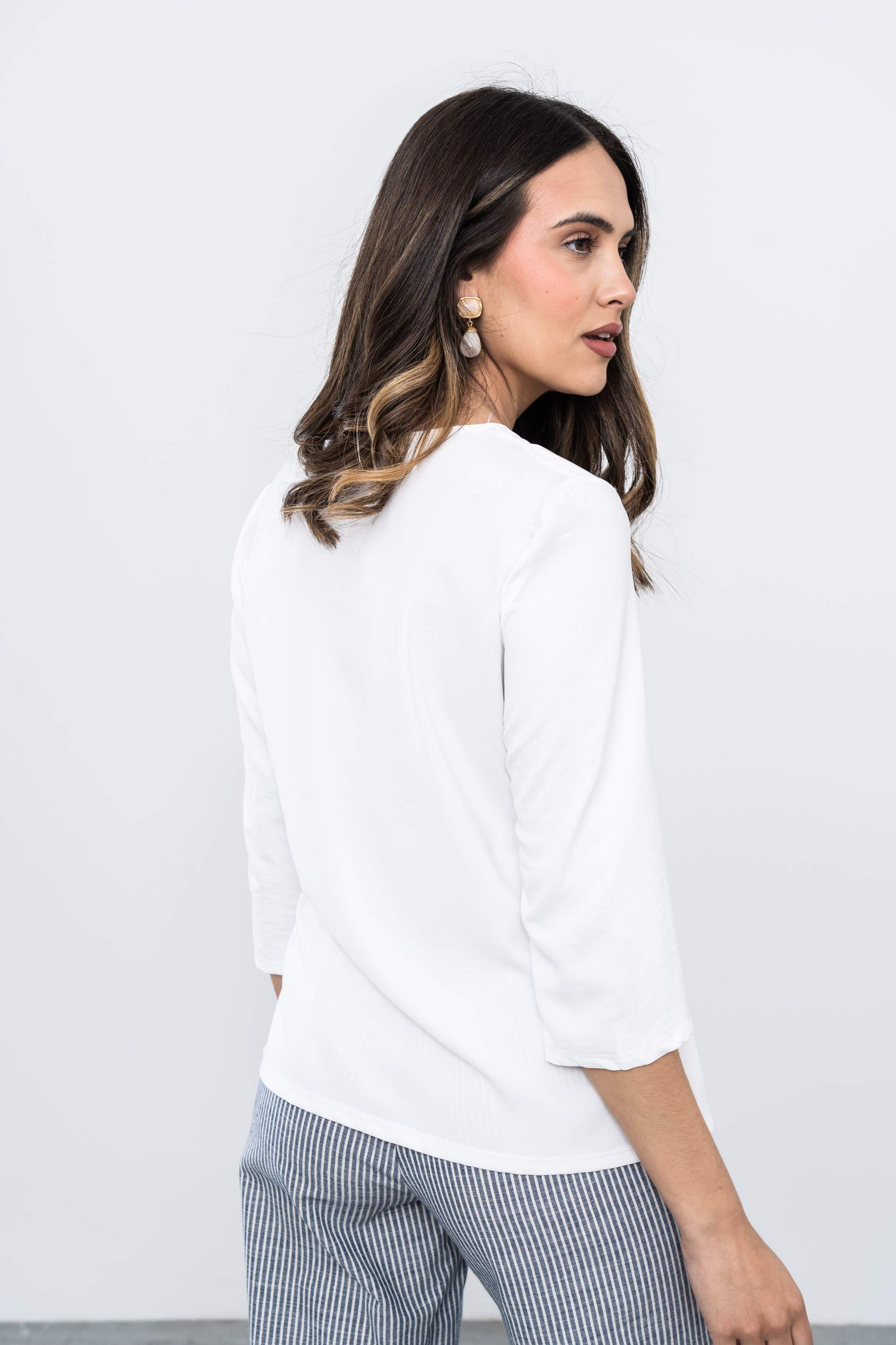 BLUSA EFECTO CRUZADO MANGA FRANCESA MARFIL