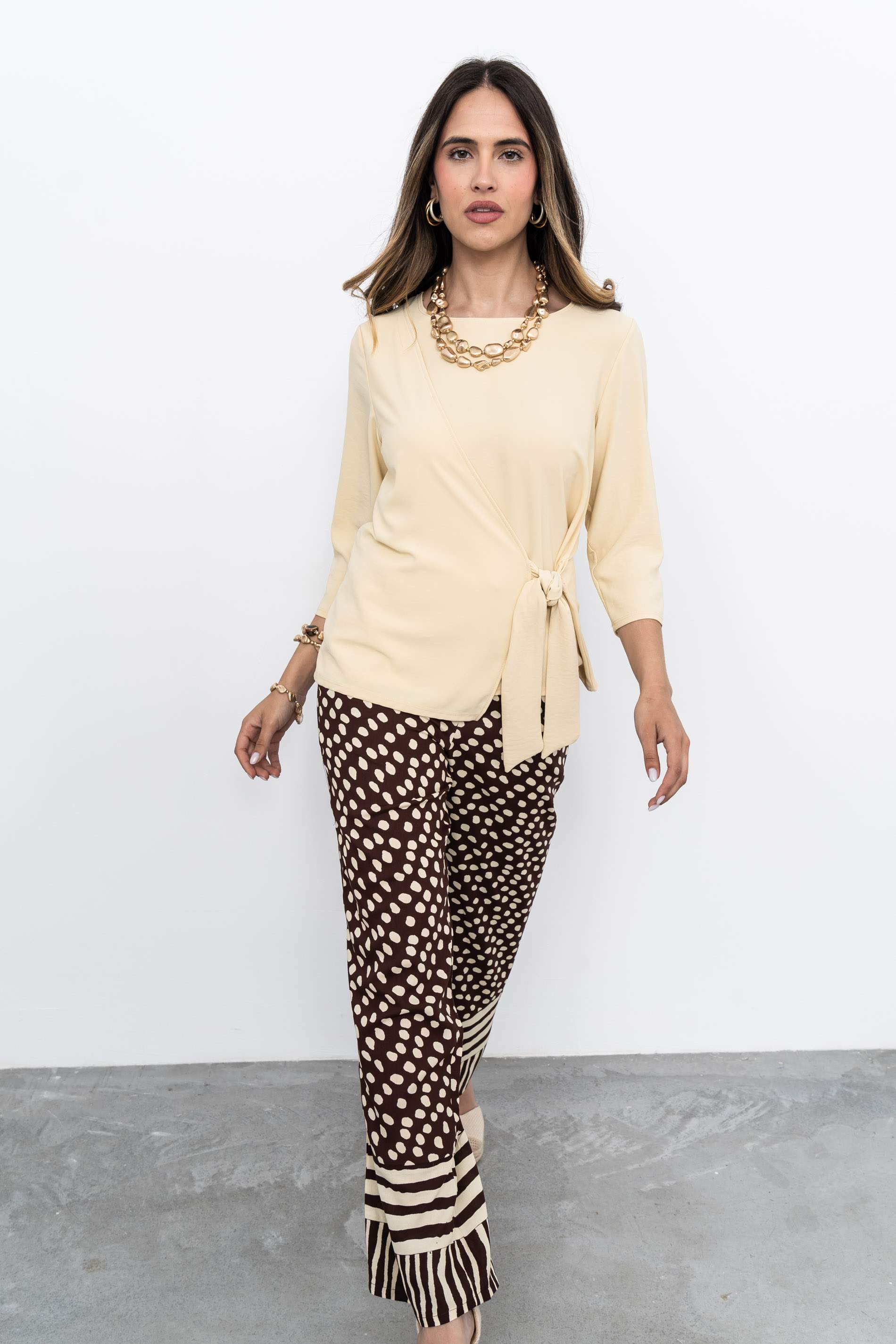 BLUSA EFECTO CRUZADO MANGA FRANCESA VAINILLA