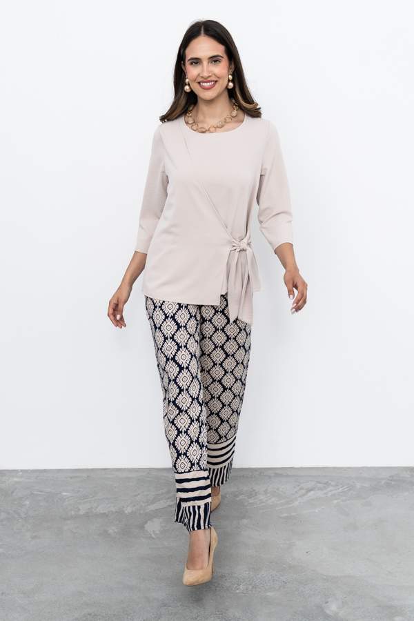 BLUSA EFECTO CRUZADO MANGA FRANCESA BEIGE