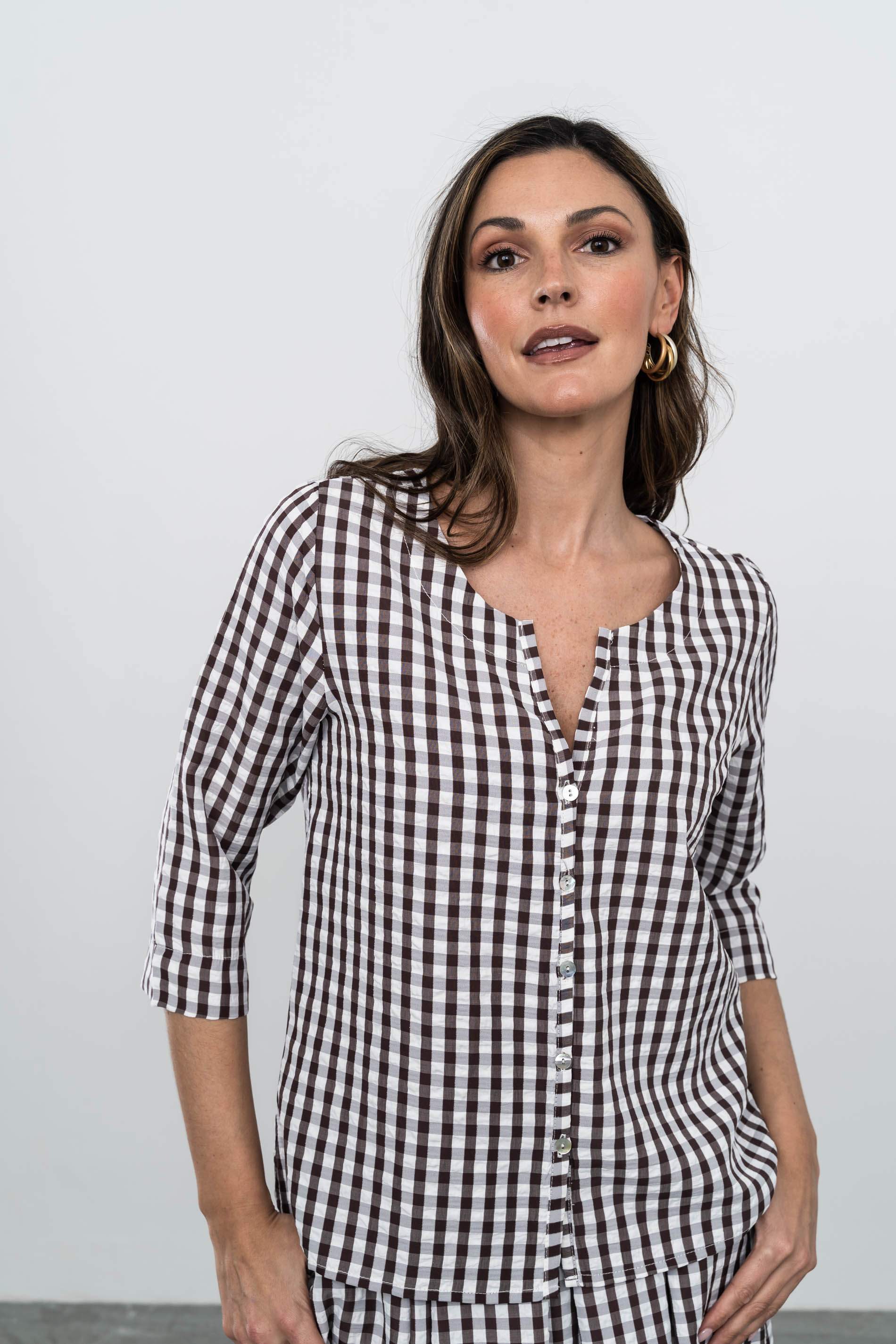 BLUSA CUELLO UVE CUADROS CHOCOLATE