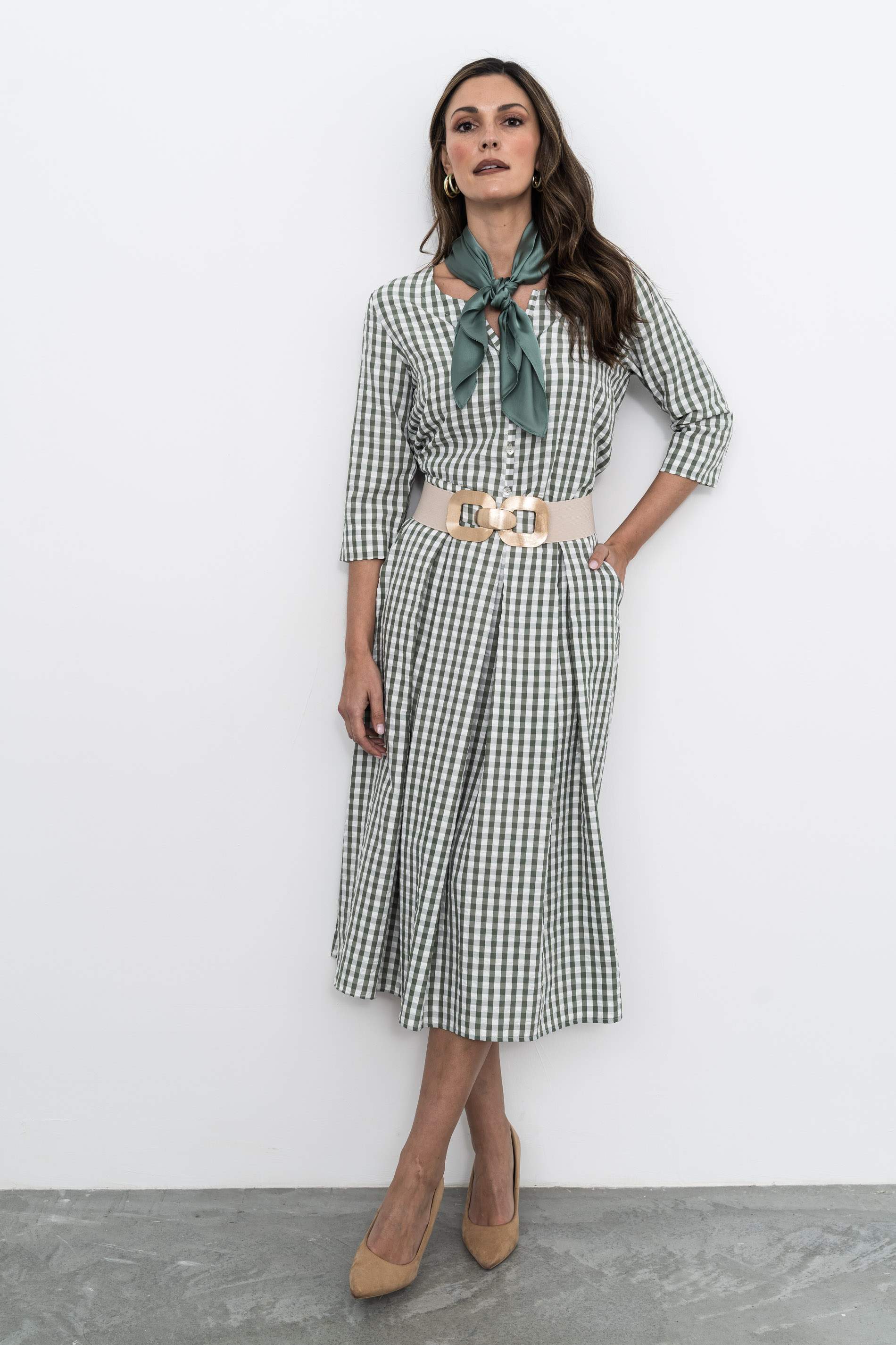 BLUSA CUELLO UVE CUADROS KAKI