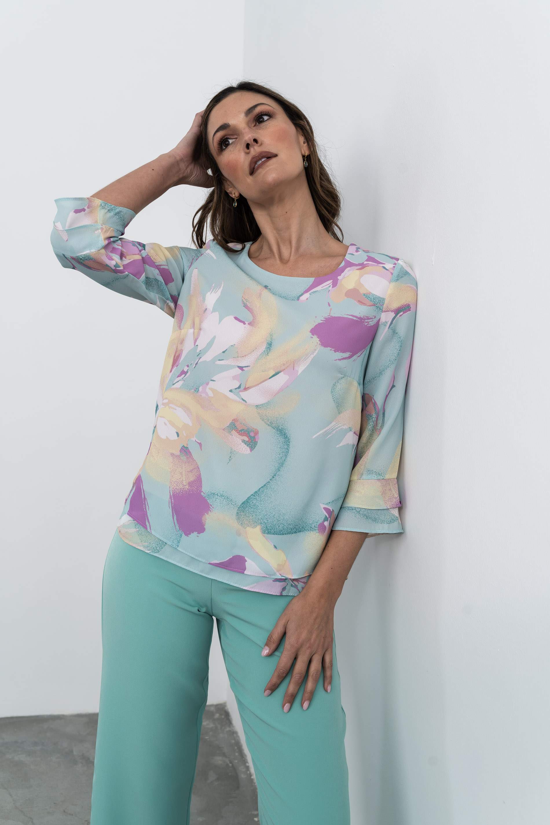 PANTALÓN RECTO COLOR AGUA