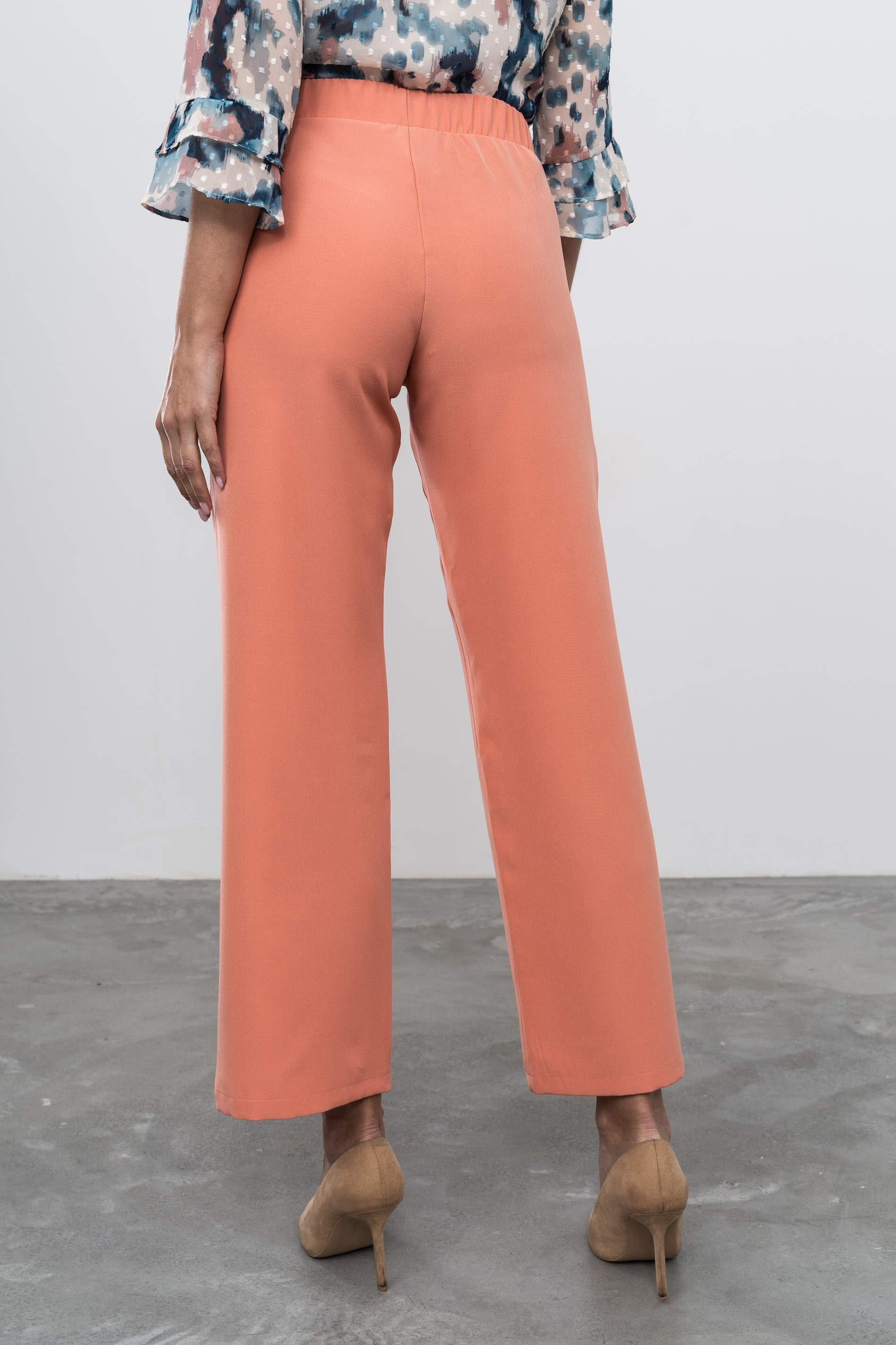 PANTALÓN RECTO COLOR CORAL