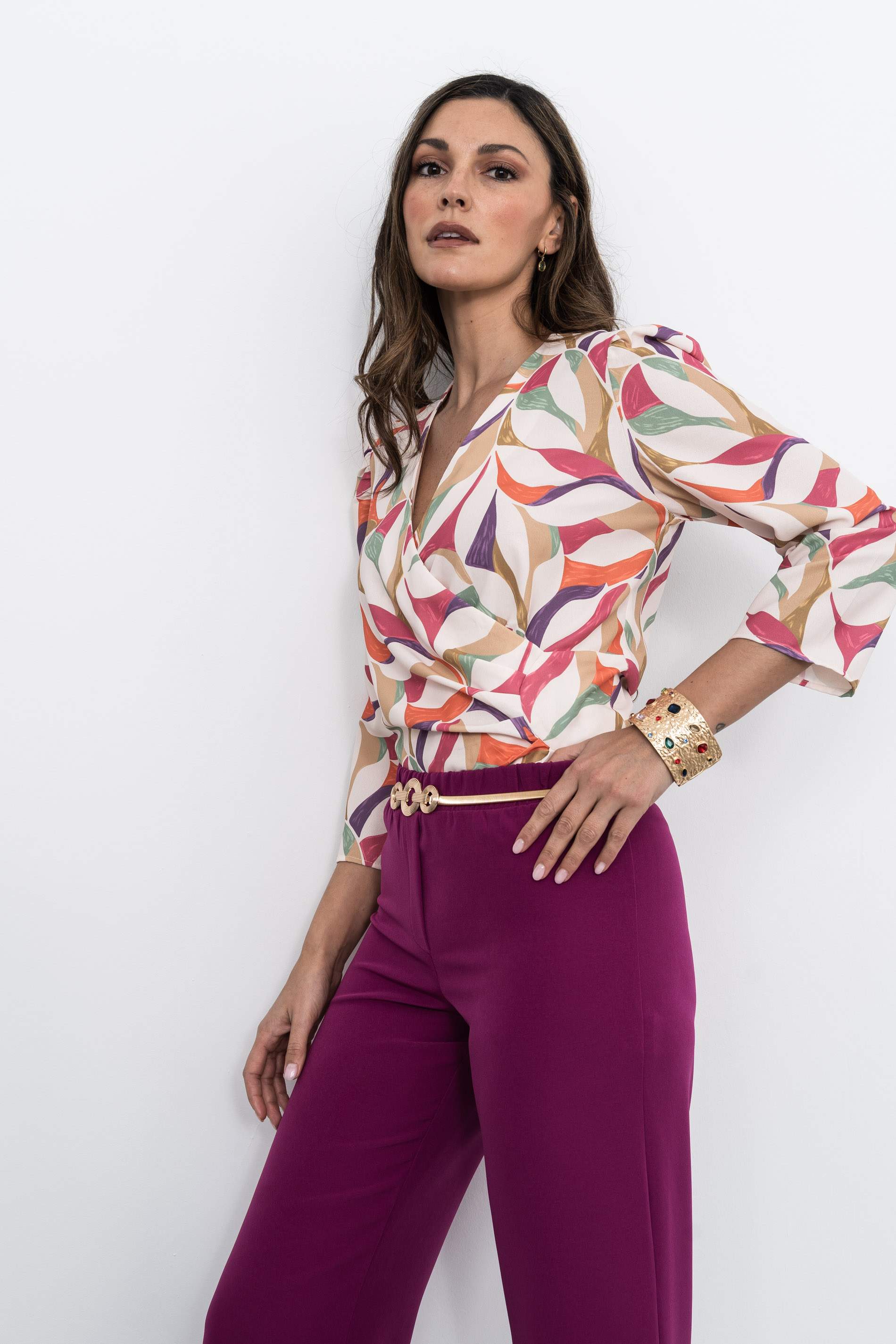 PANTALÓN RECTO COLOR BUGANVILLA