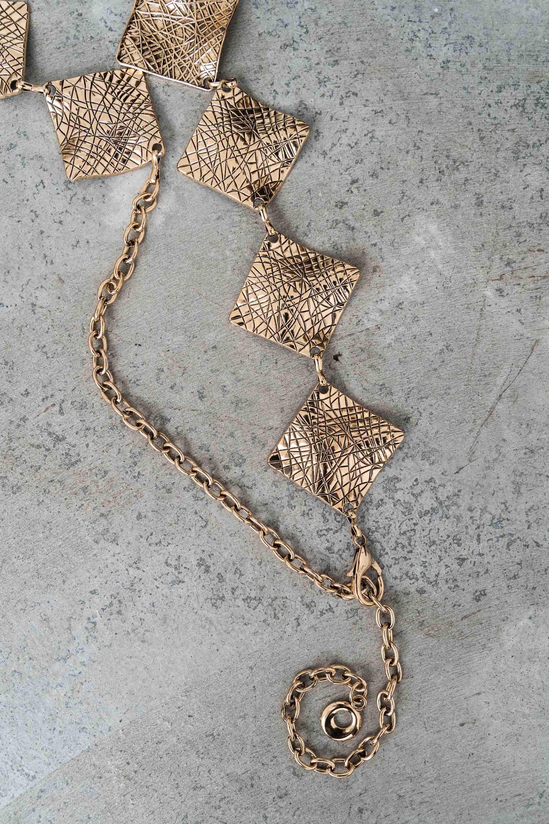 CINTURÓN METAL TEXTURA