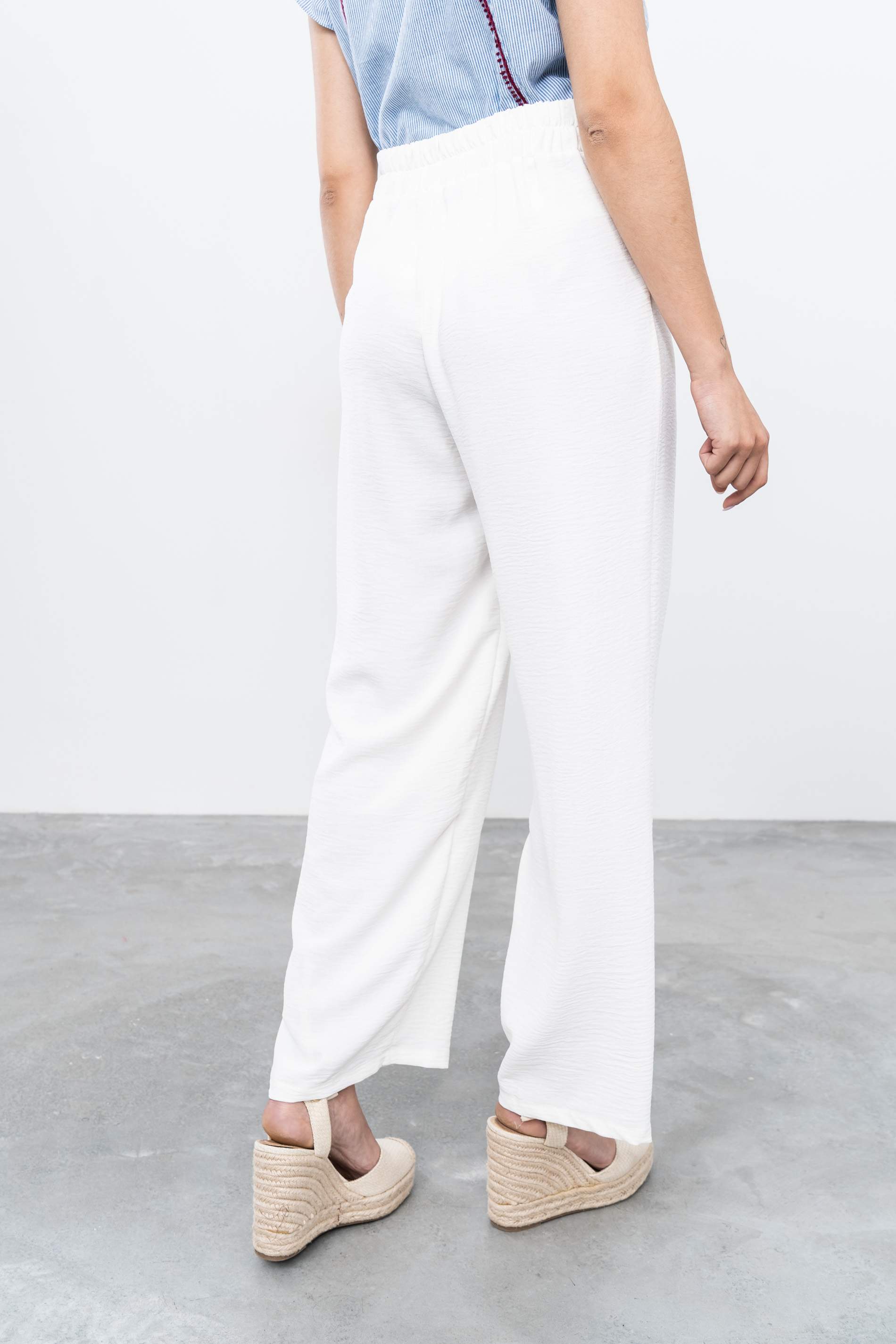 PANTALÓN RECTO MARFIL