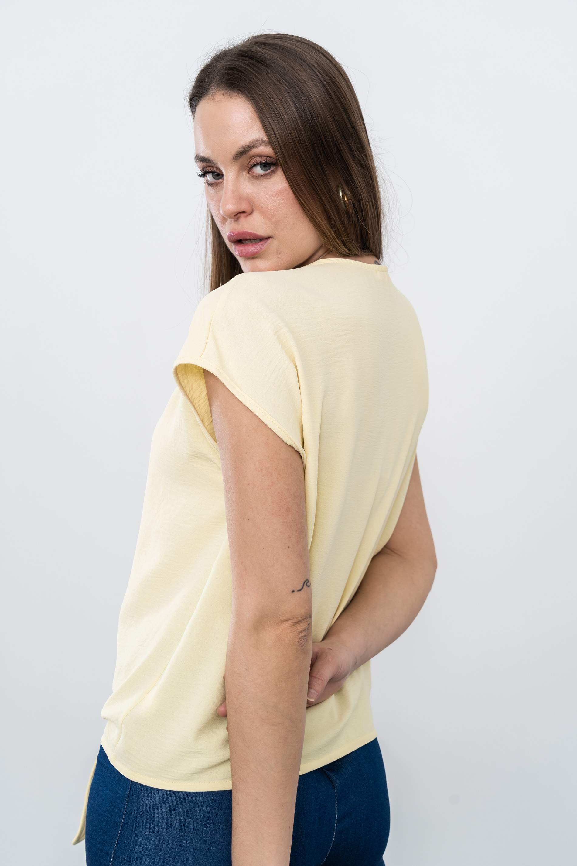 BLUSA NUDO CENTRAL VAINILLA