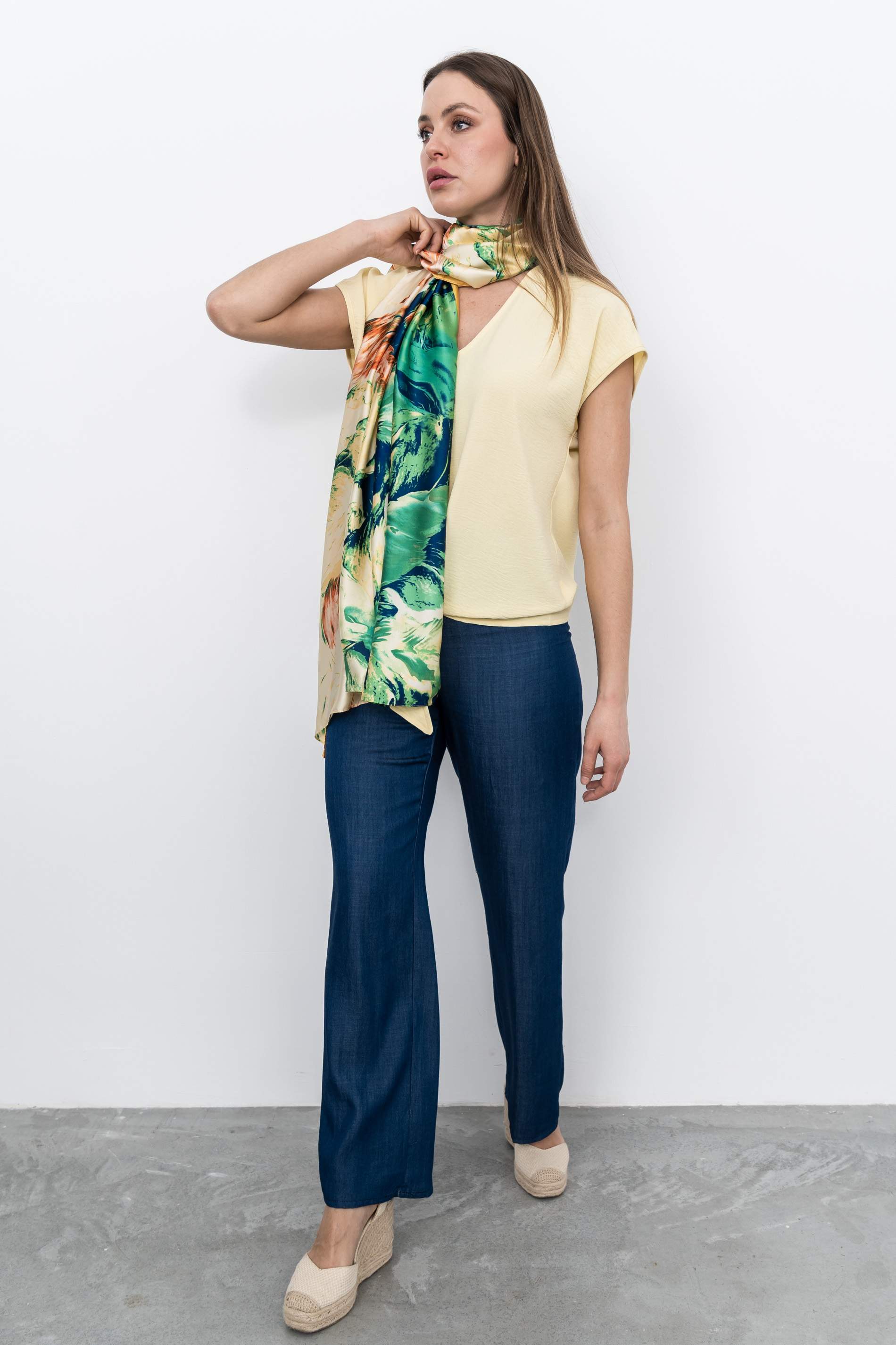 BLUSA NUDO CENTRAL VAINILLA