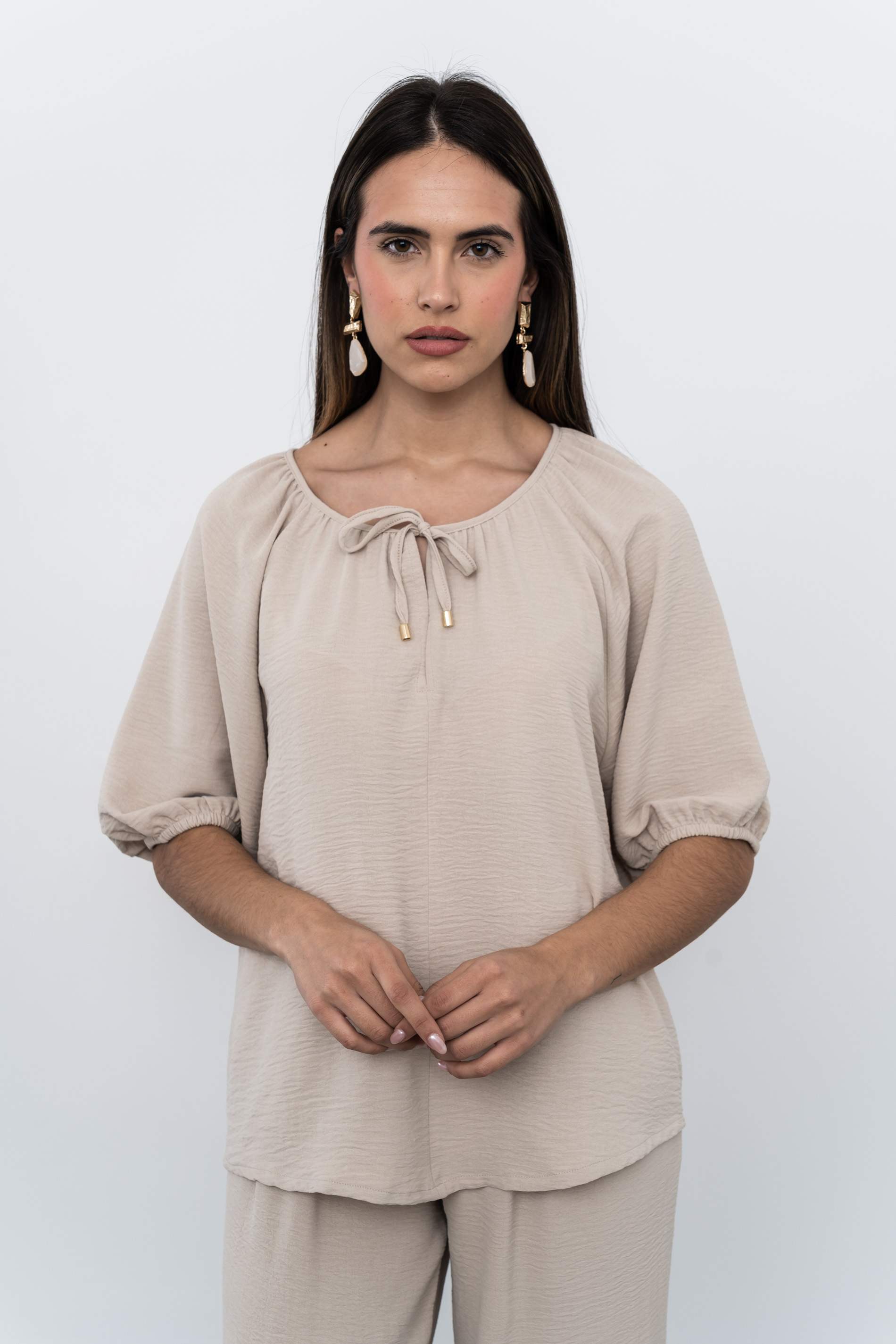 BLUSA FRUNCES LACITO ARENA