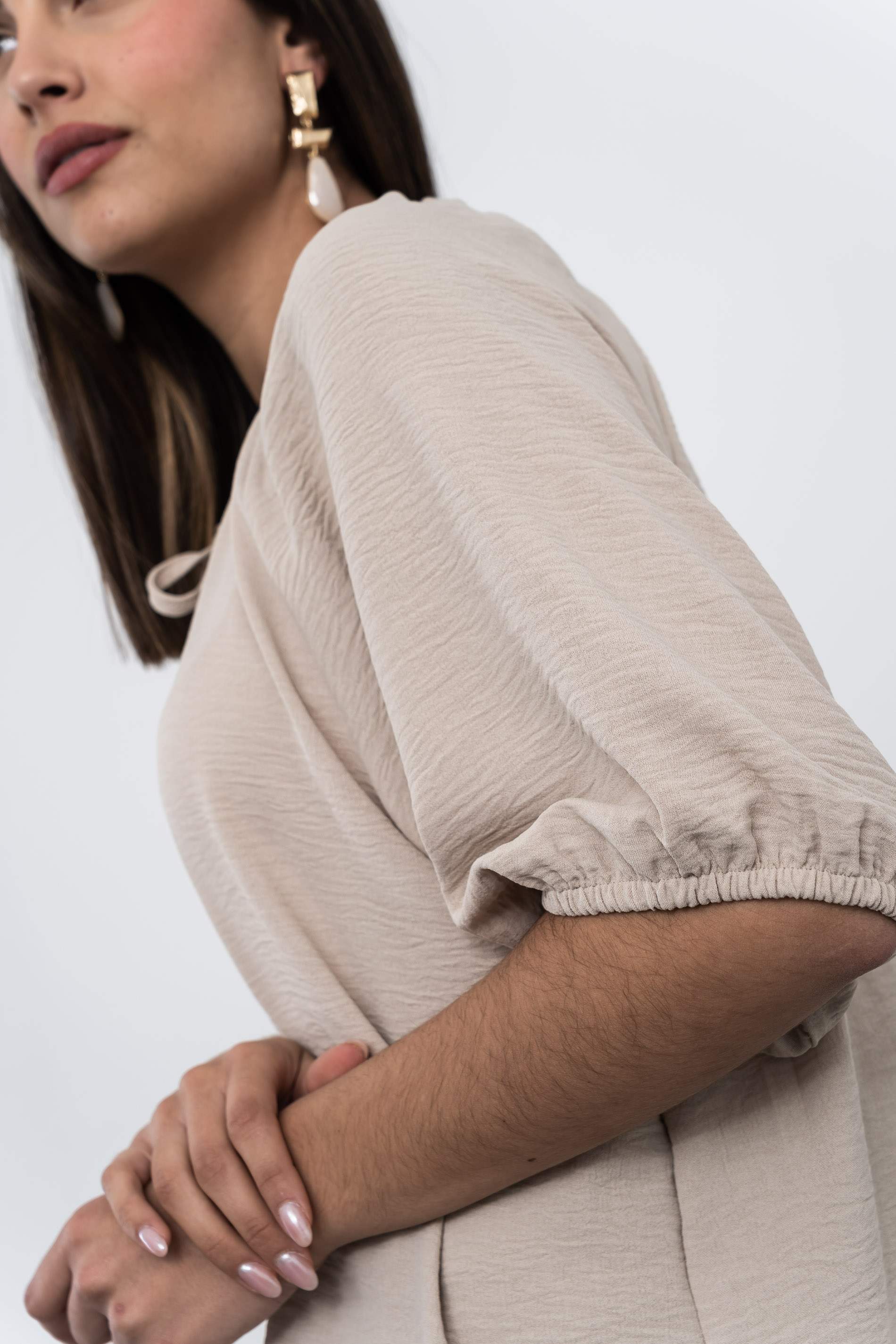 BLUSA FRUNCES LACITO ARENA