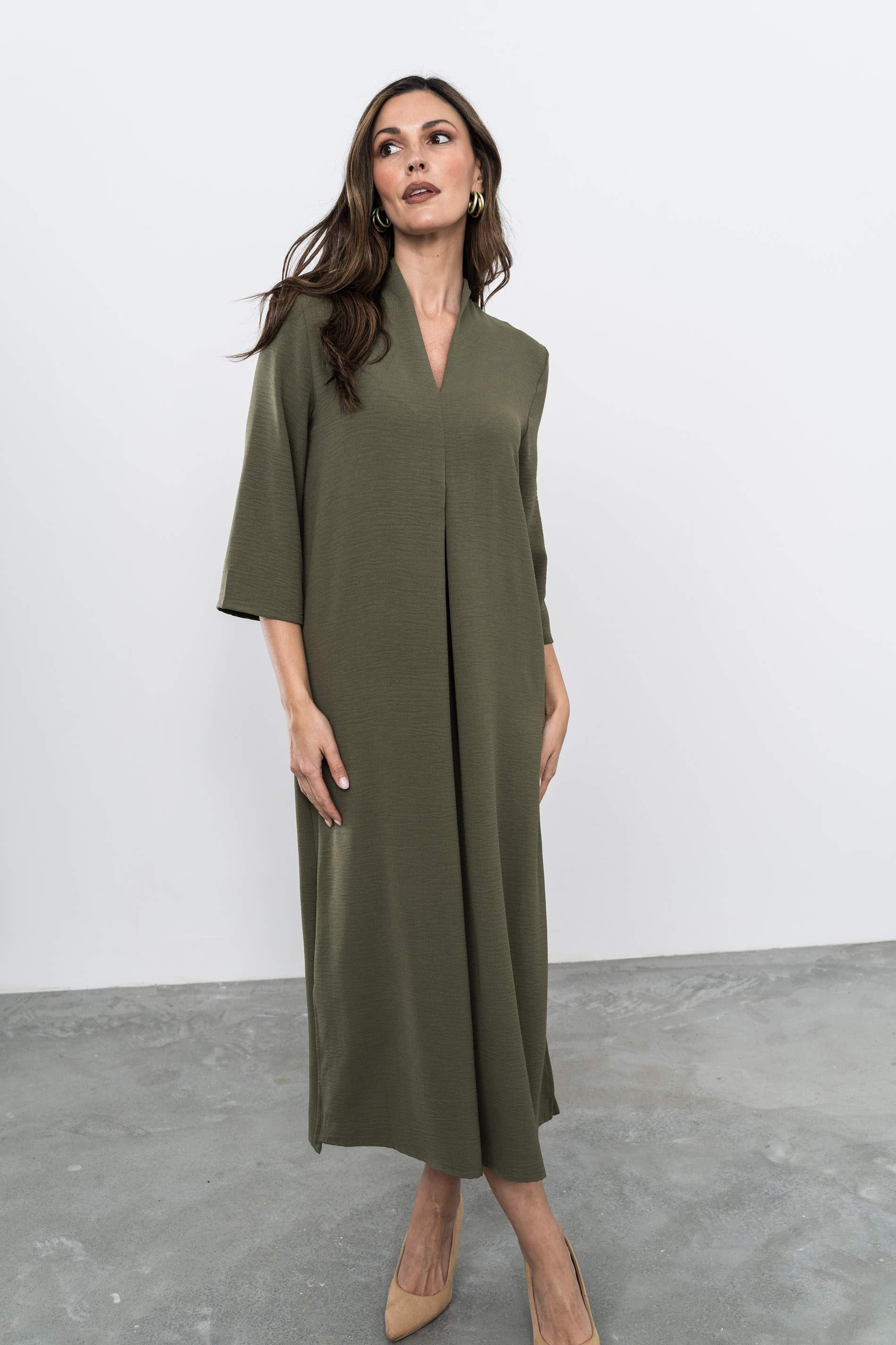 VESTIDO FUELLE LISO KAKI