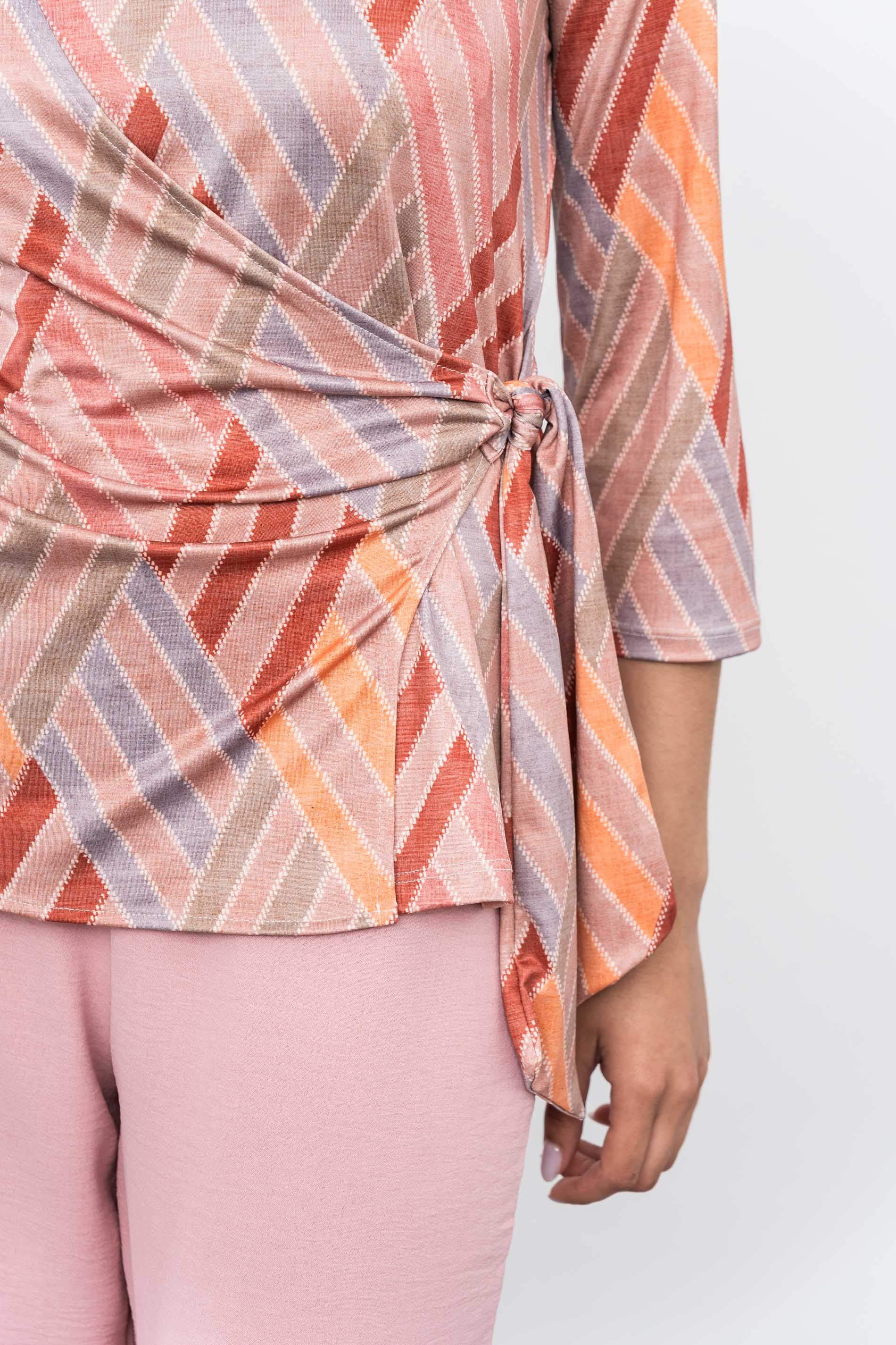 CAMISETA NUDO ENREJADO