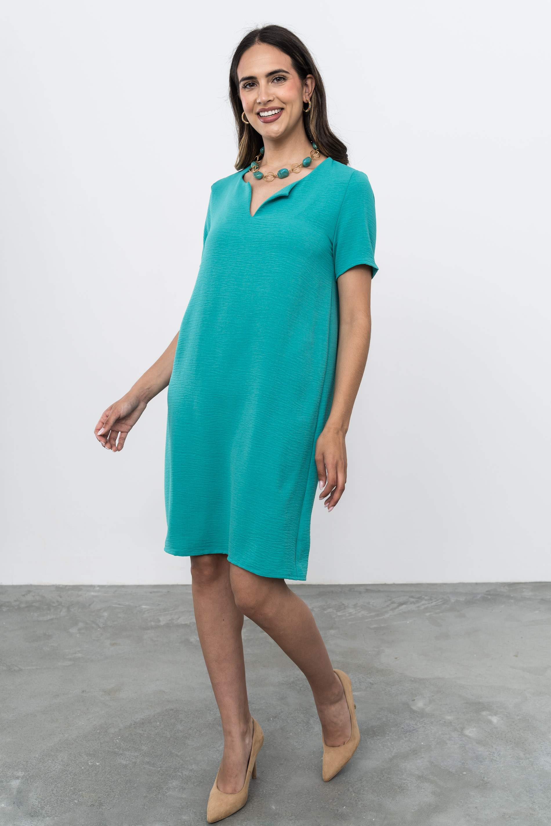 VESTIDO CUELLO UVE ESMERALDA