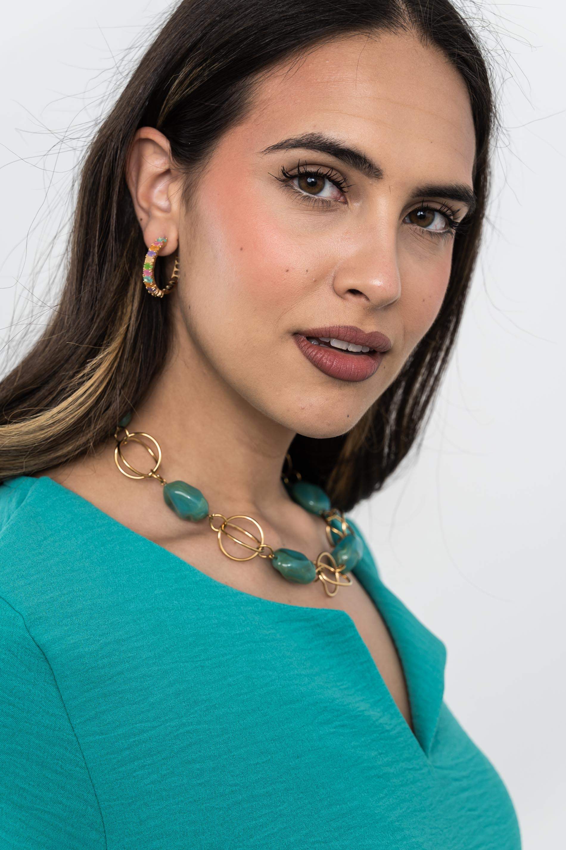 VESTIDO CUELLO UVE ESMERALDA
