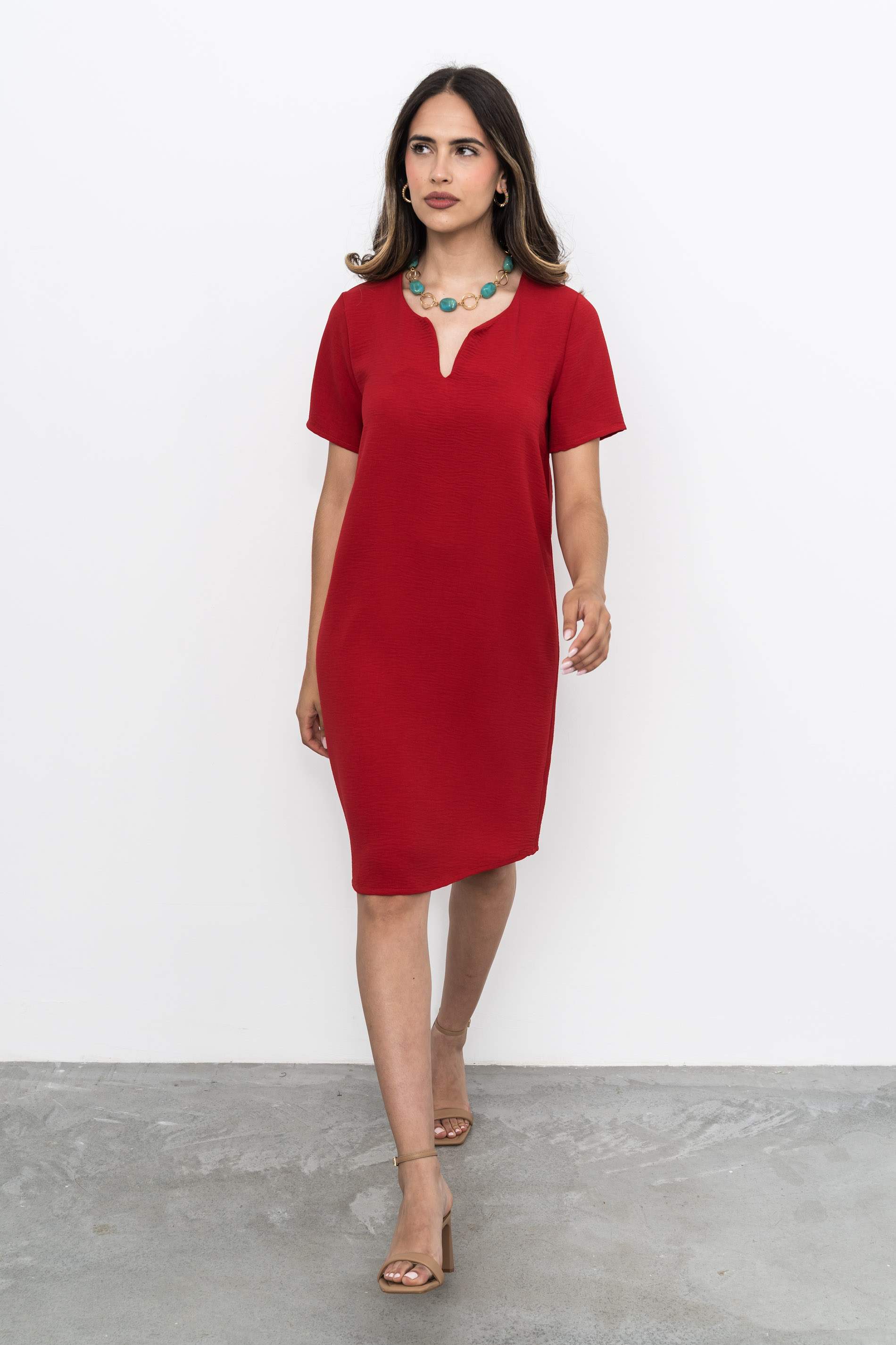 VESTIDO CUELLO UVE ROJO