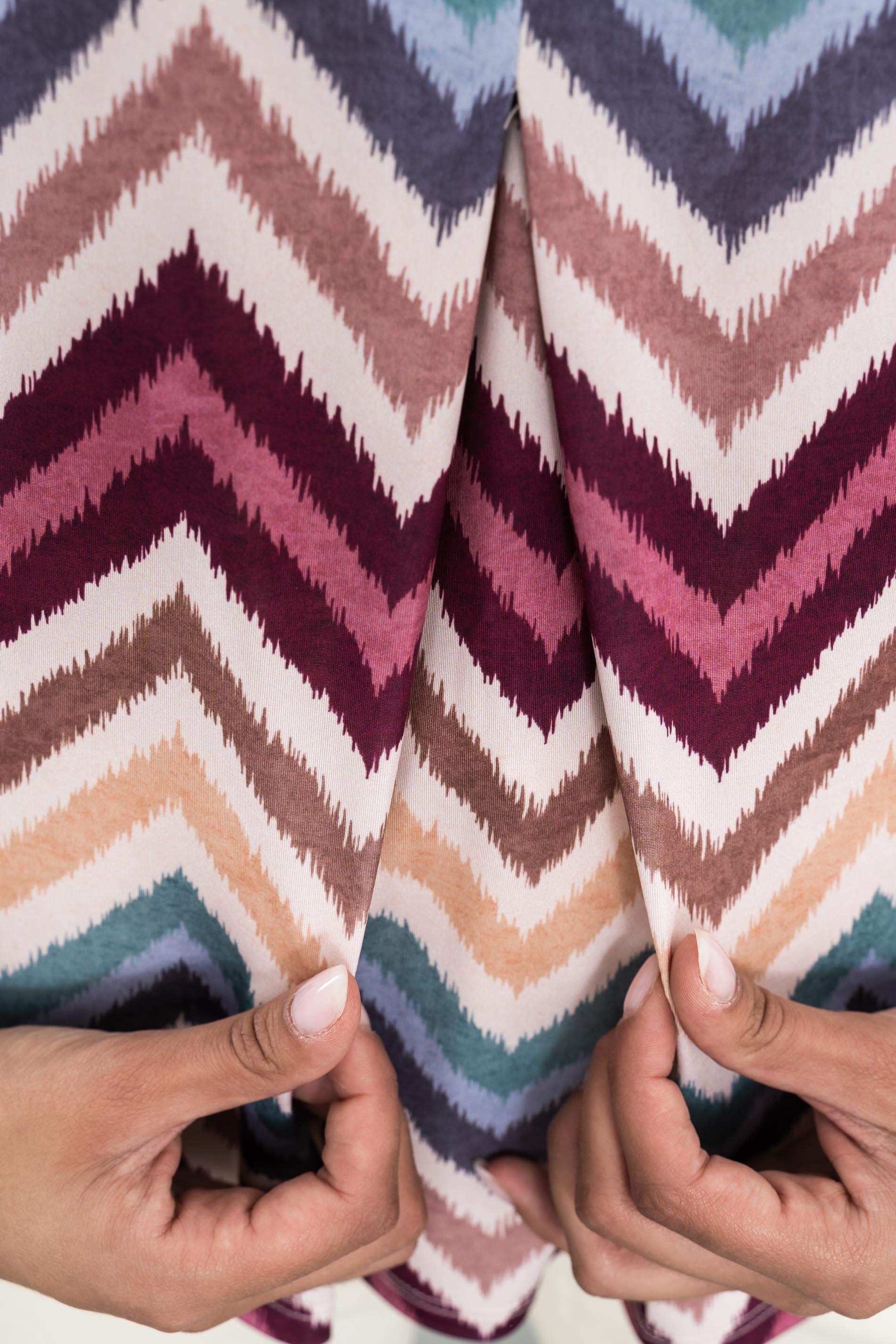CAMISETA ZIG-ZAG RIBETE