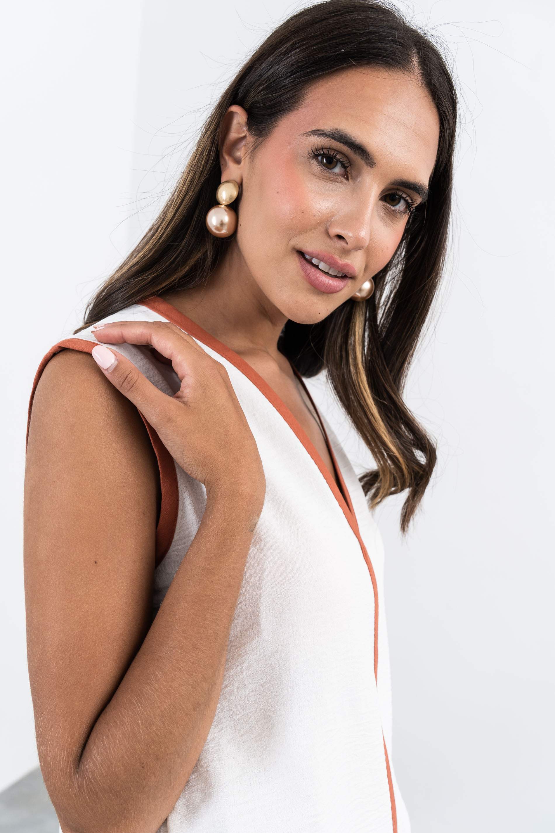 BLUSA VIVOS CONTRASTE CRUDO