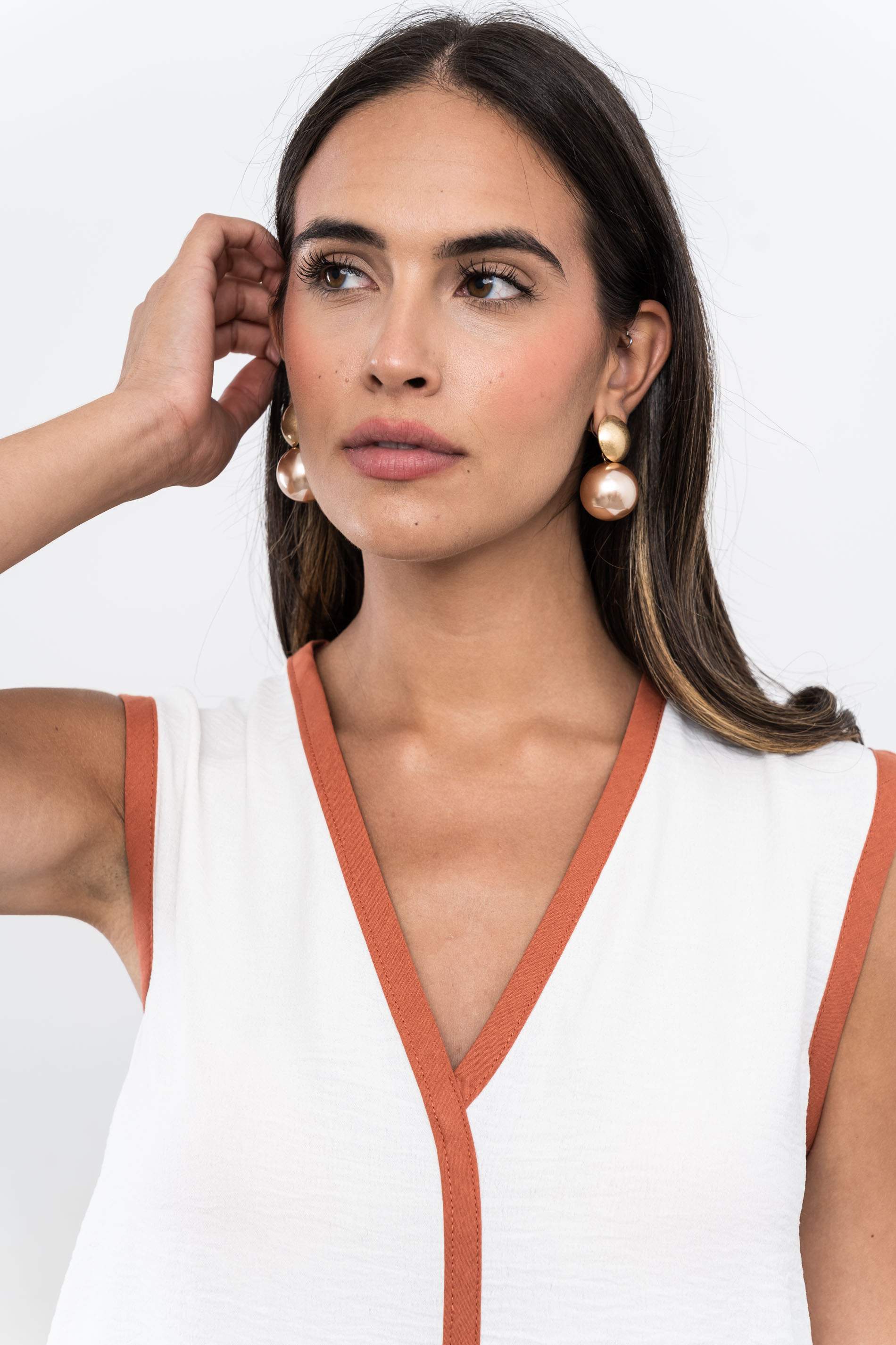 BLUSA VIVOS CONTRASTE CRUDO