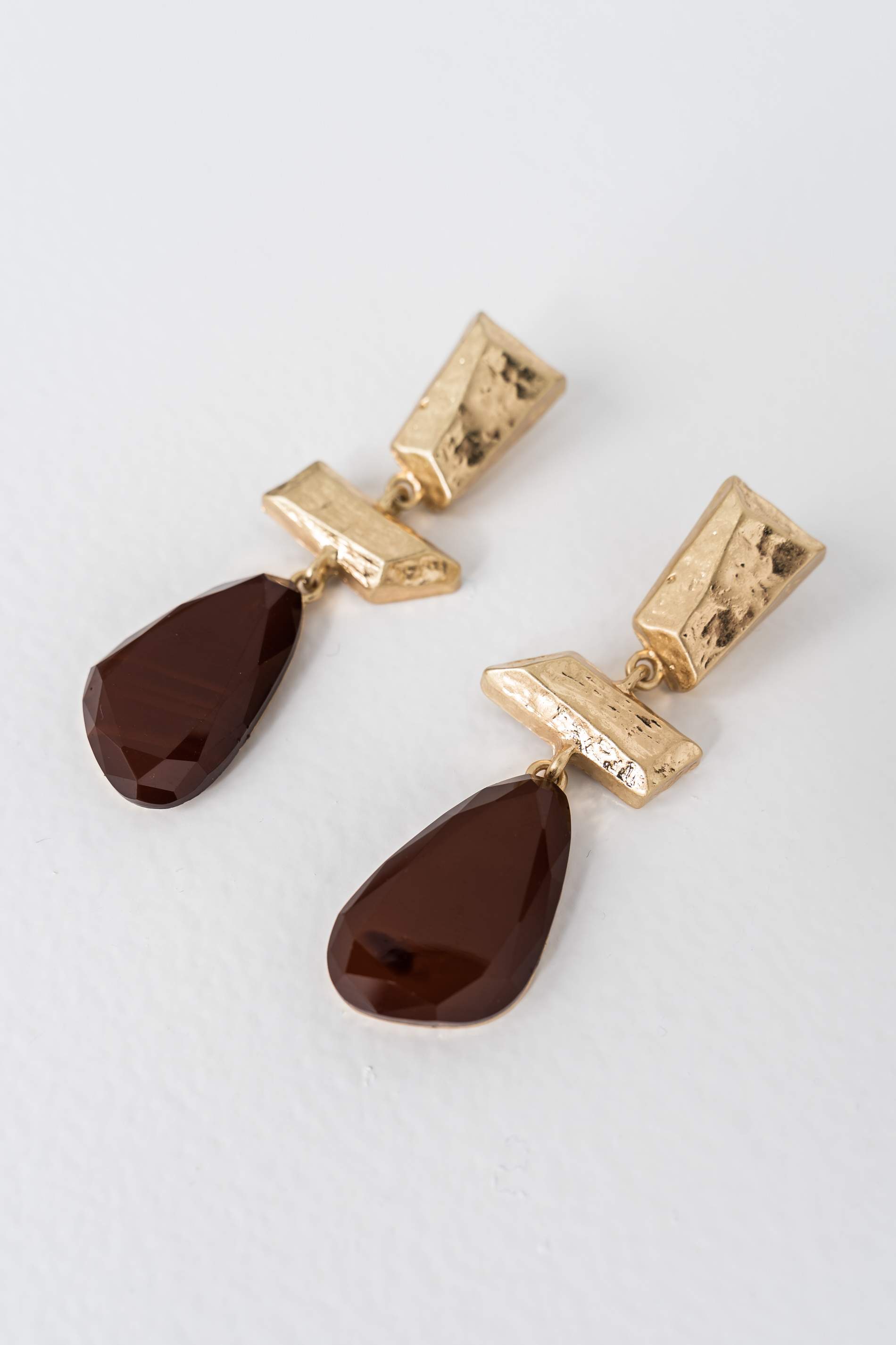 PENDIENTE TEXTURA PIEDRA CHOCOLATE