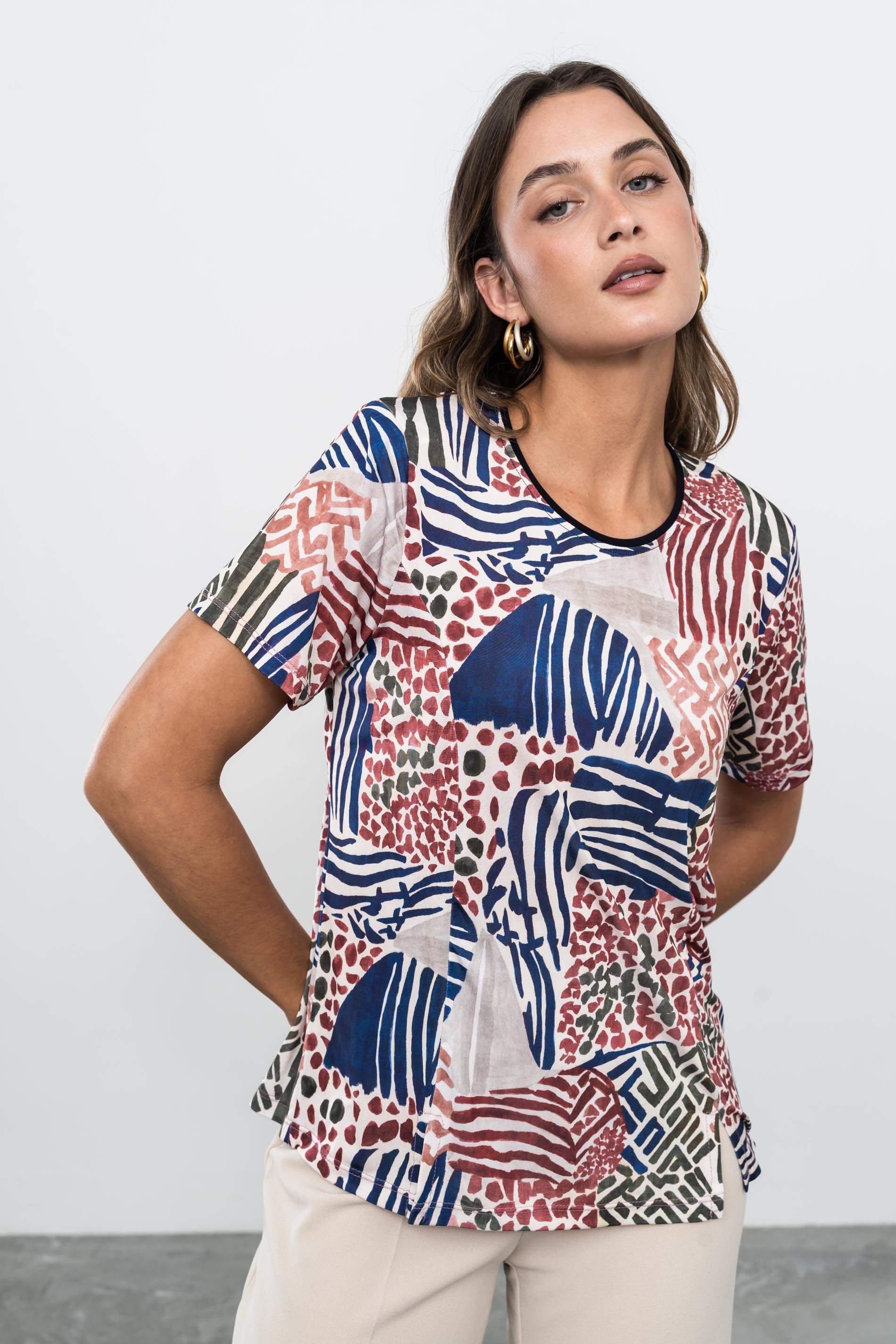 CAMISETA ABERTURAS PATCHWORD