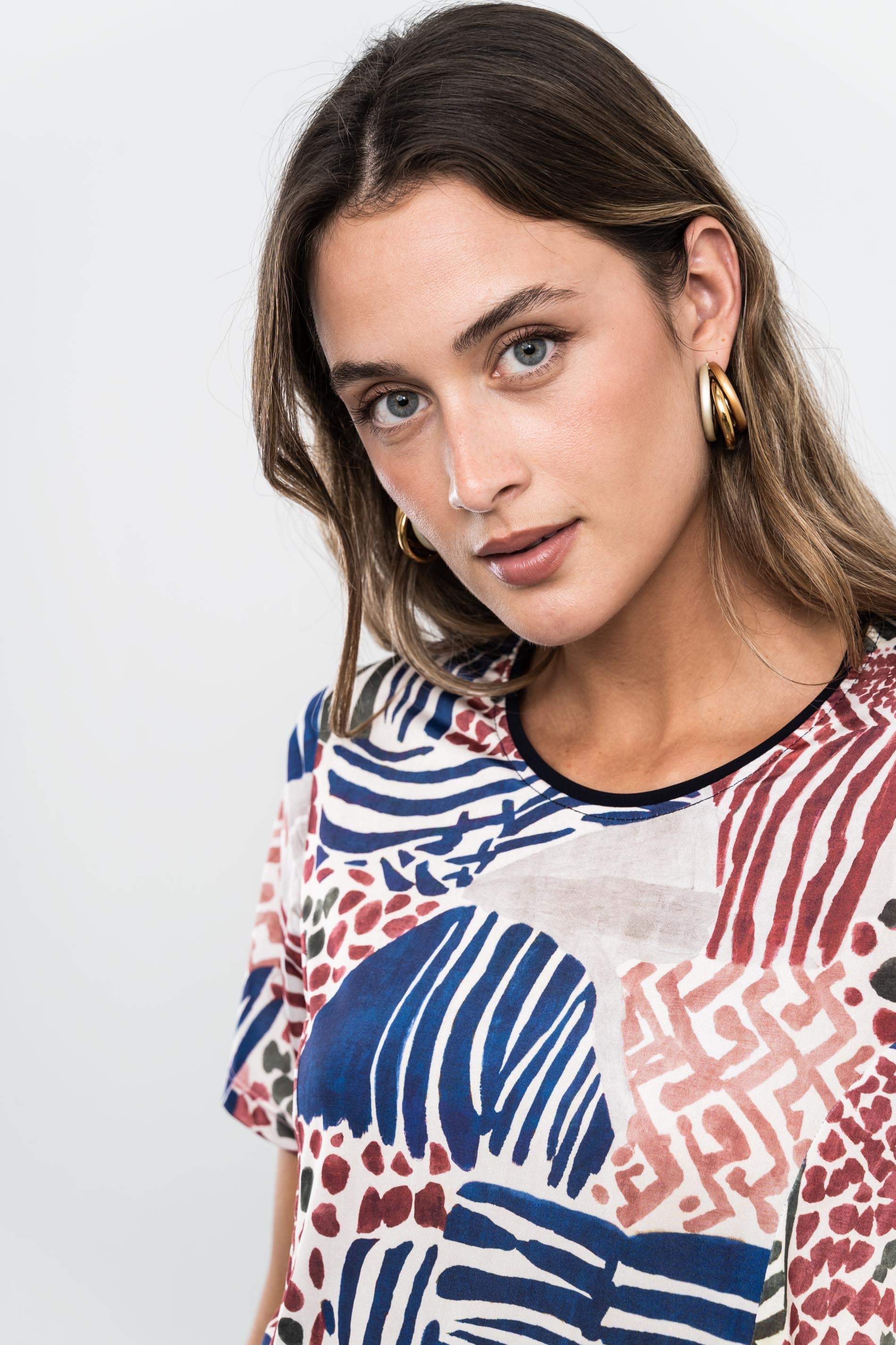 CAMISETA ABERTURAS PATCHWORD