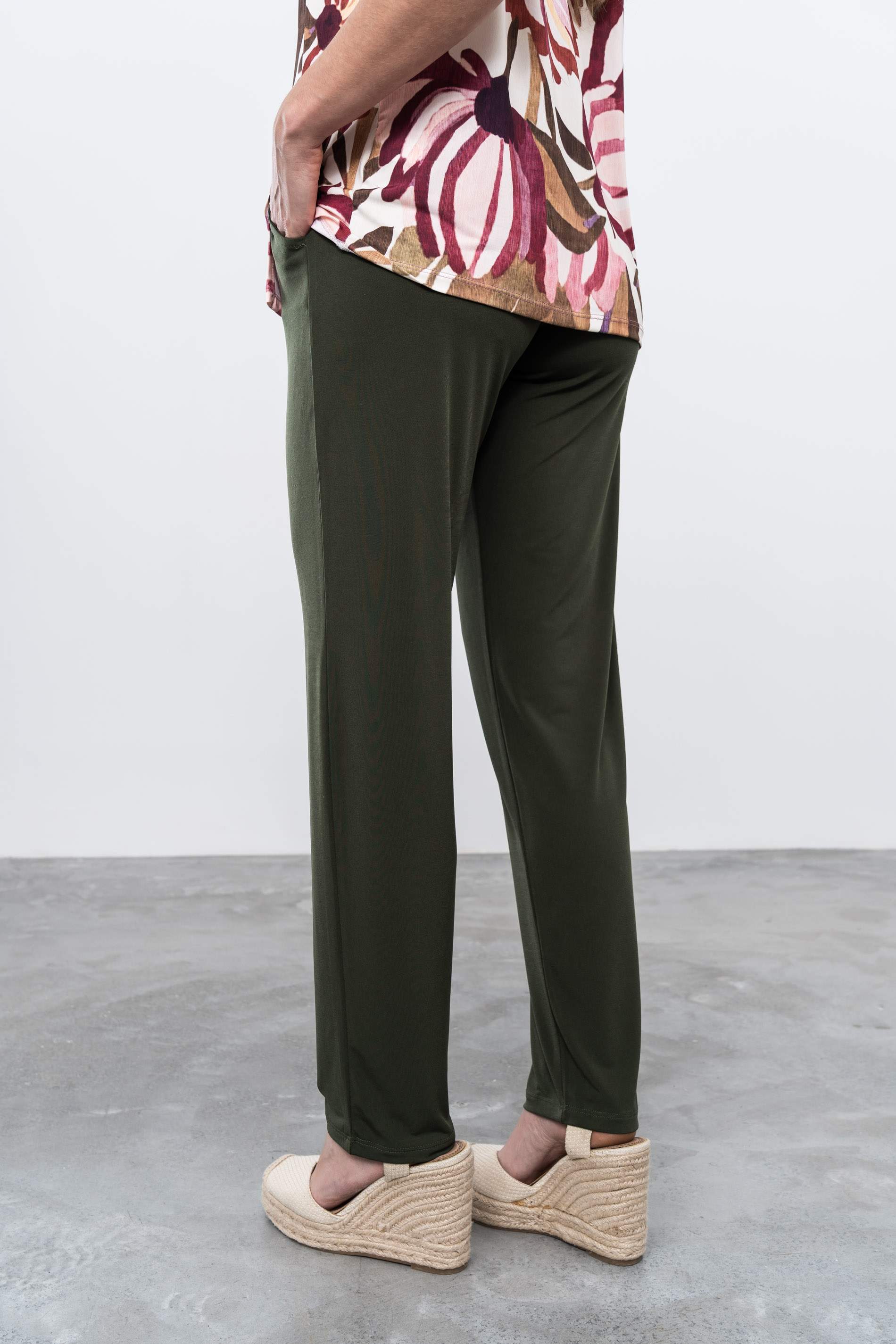 PANTALÓN FLUIDO KAKI