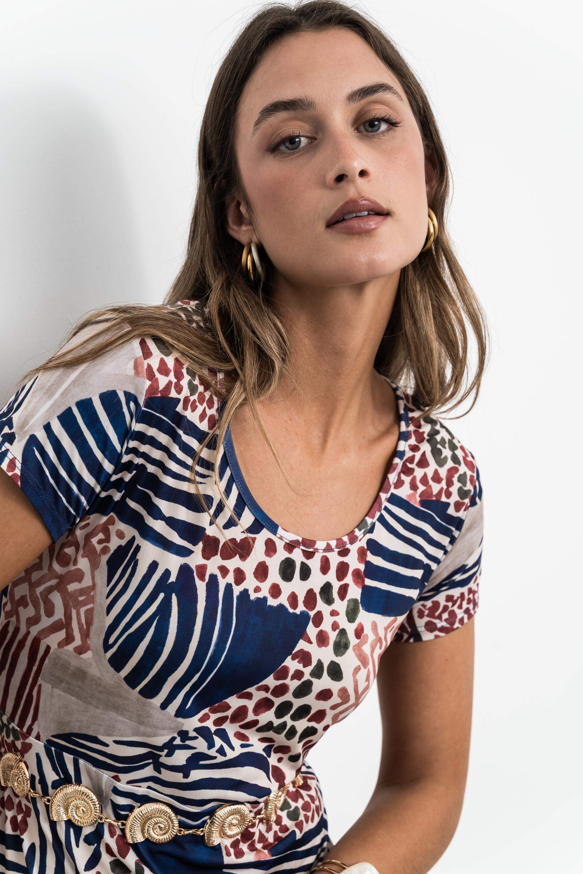 VESTIDO VOLANTE PATCHWORD