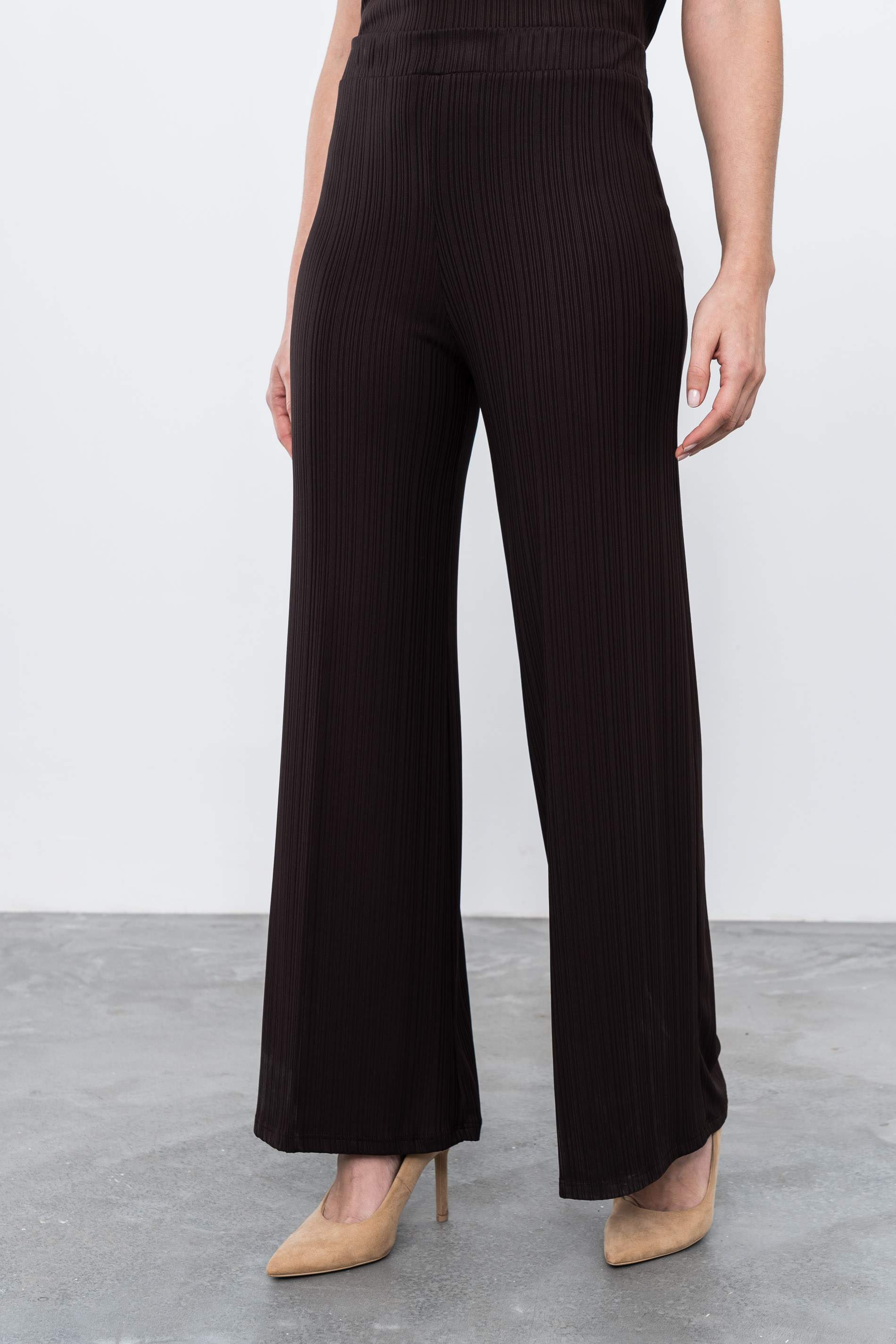 PANTALÓN FLUIDO TEXTURA CHOCOLATE