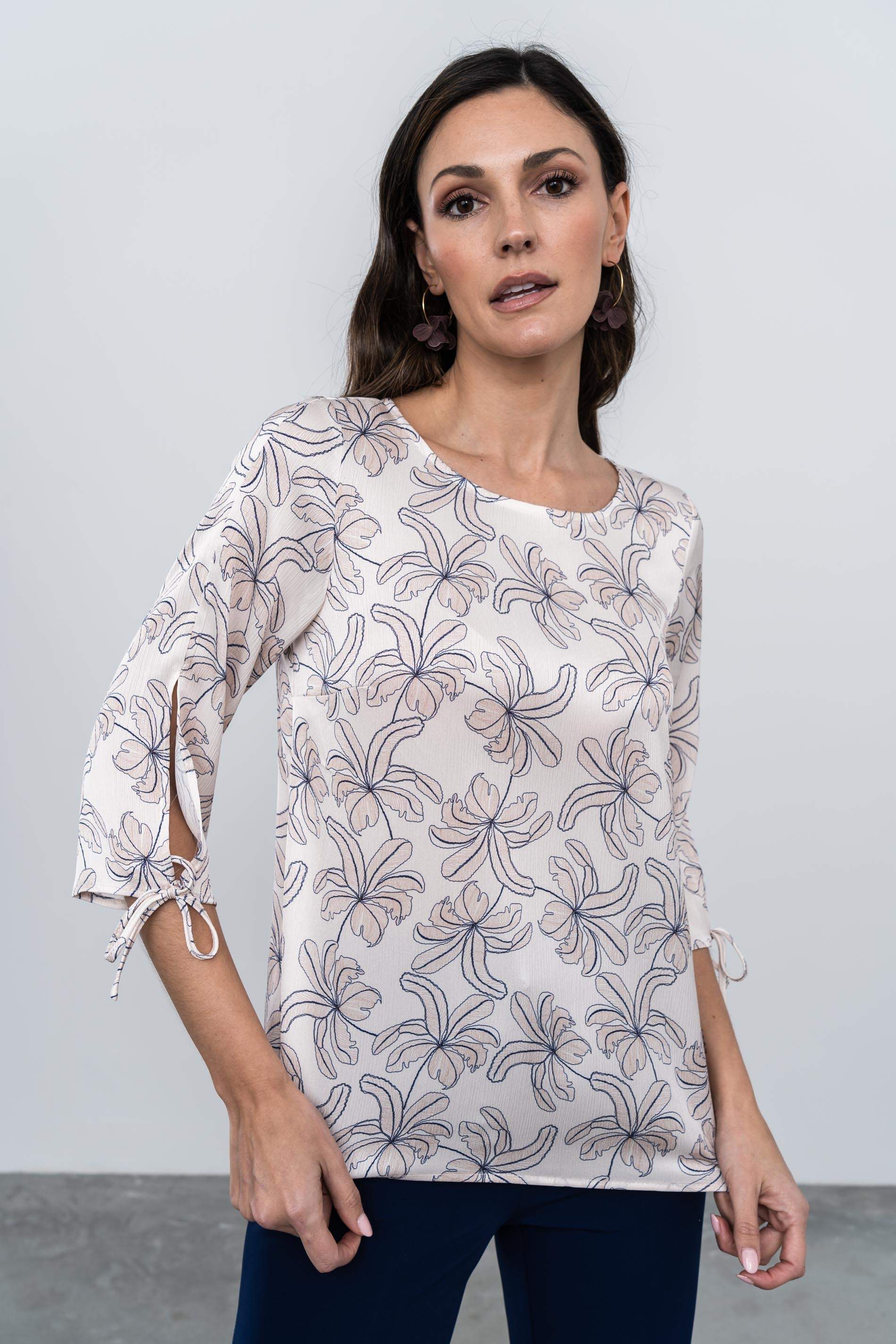 BLUSA HOJAS MANGA LACITOS CRUDO