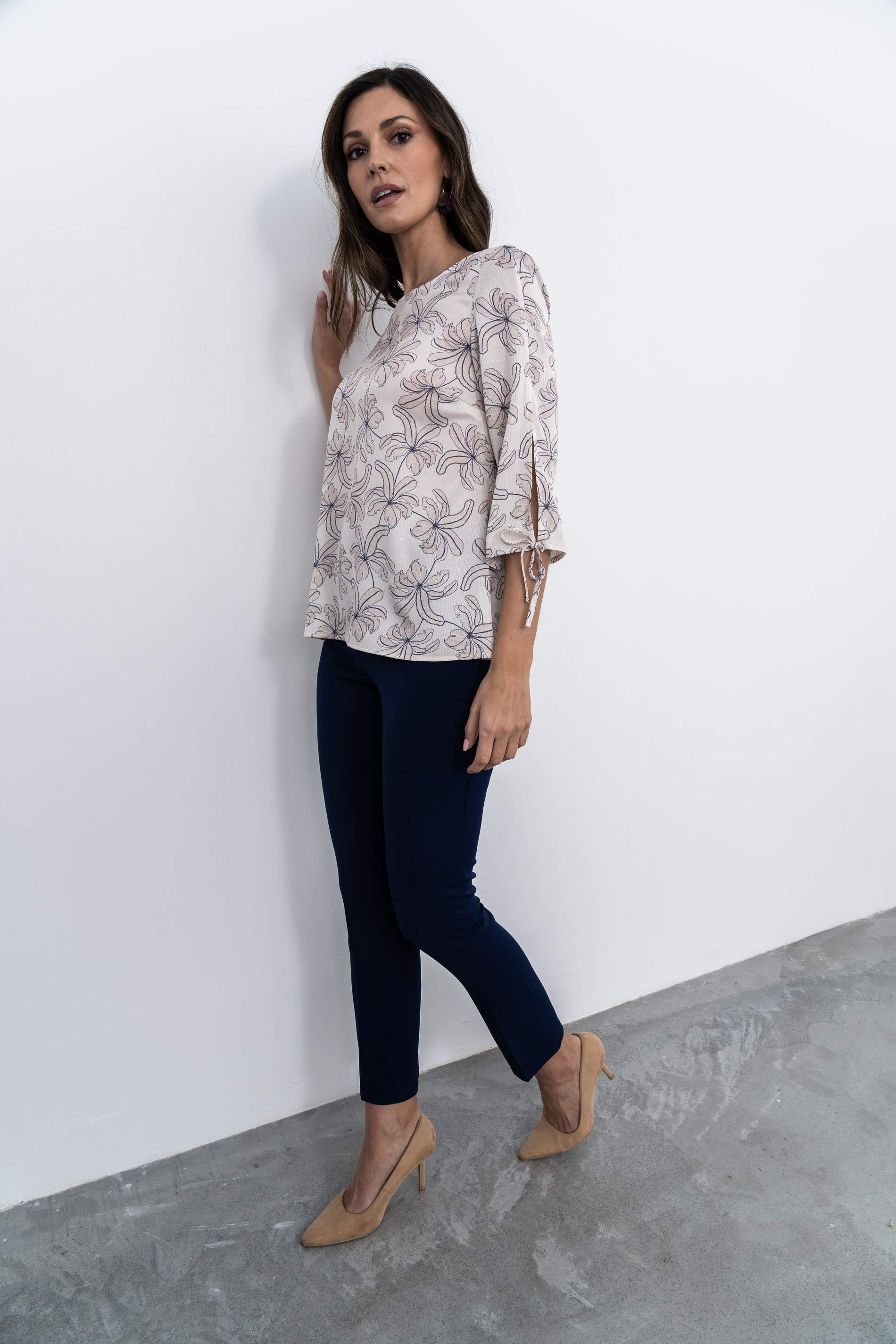 BLUSA HOJAS MANGA LACITOS CRUDO