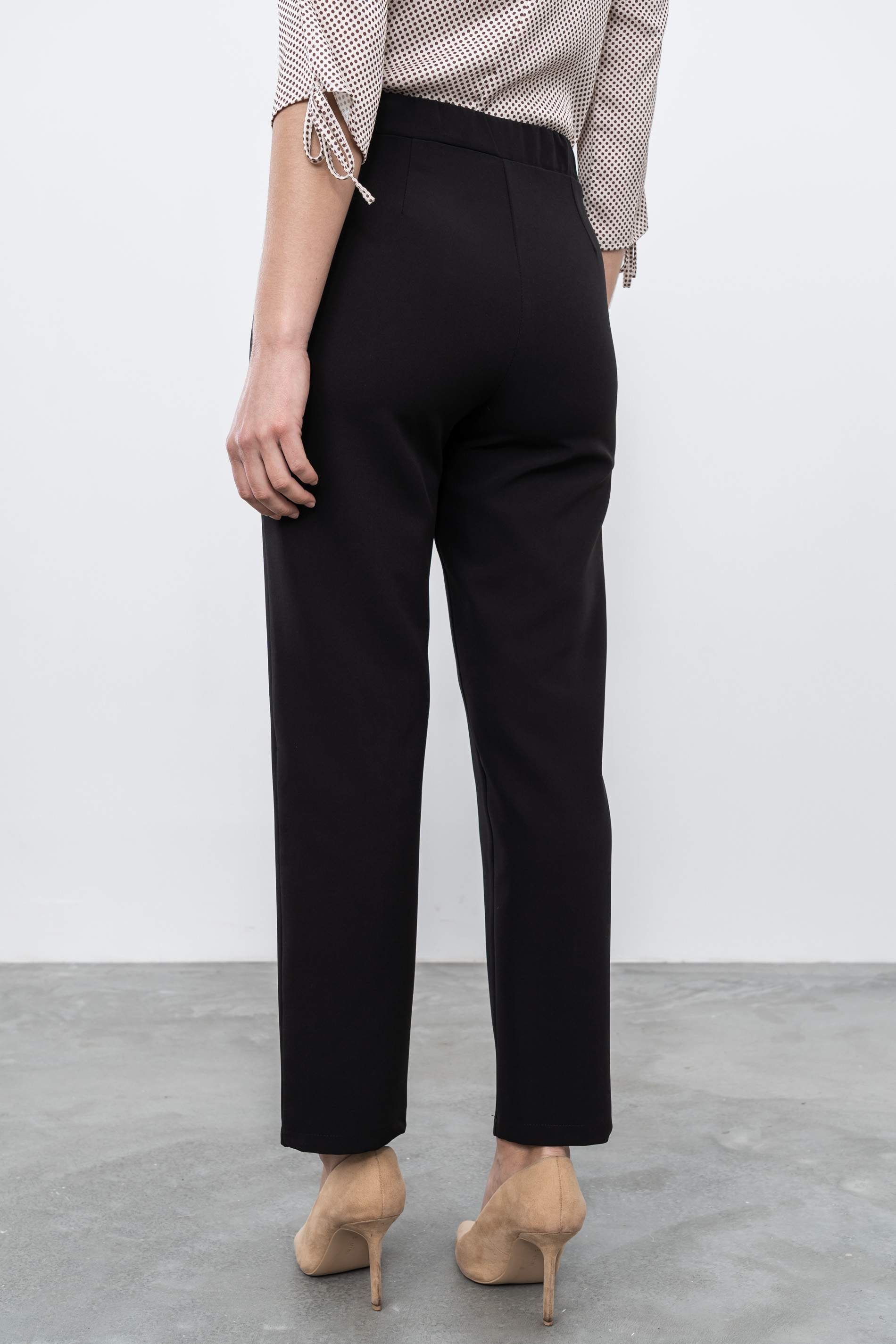 PANTALÓN HEBILLA NEGRO