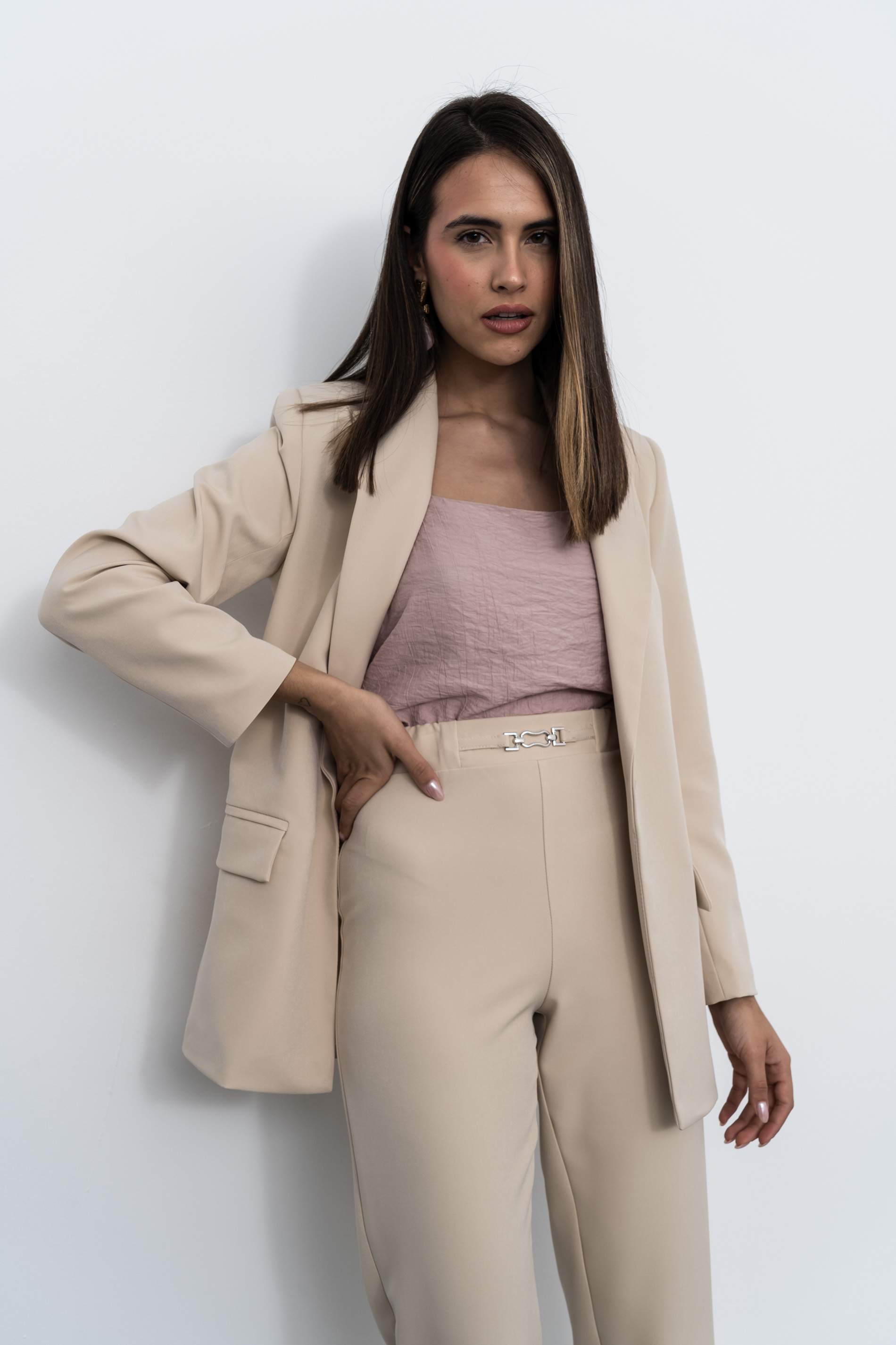 PANTALÓN HEBILLA BEIGE