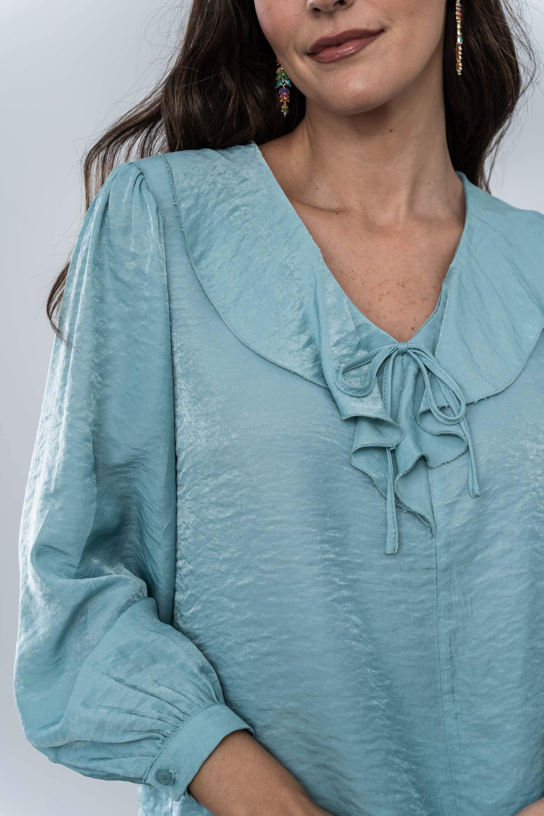 BLUSA CUELLO VOLANTE AGUA