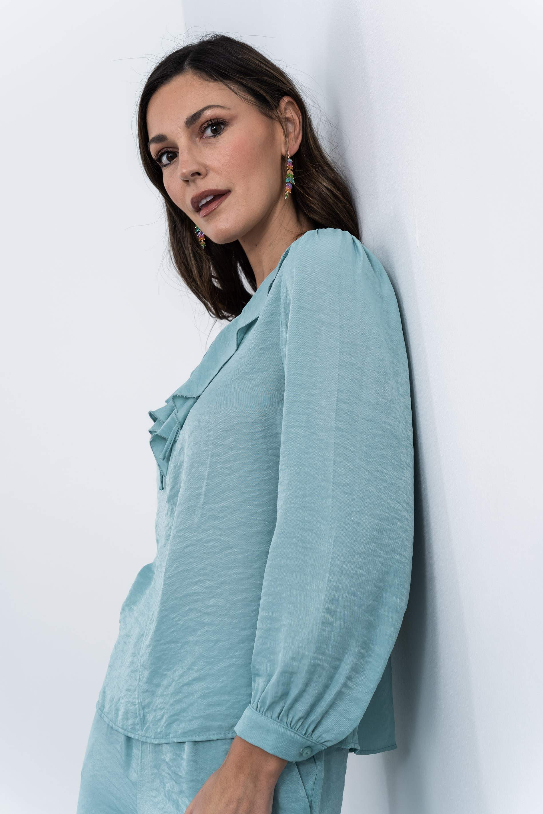 BLUSA CUELLO VOLANTE AGUA