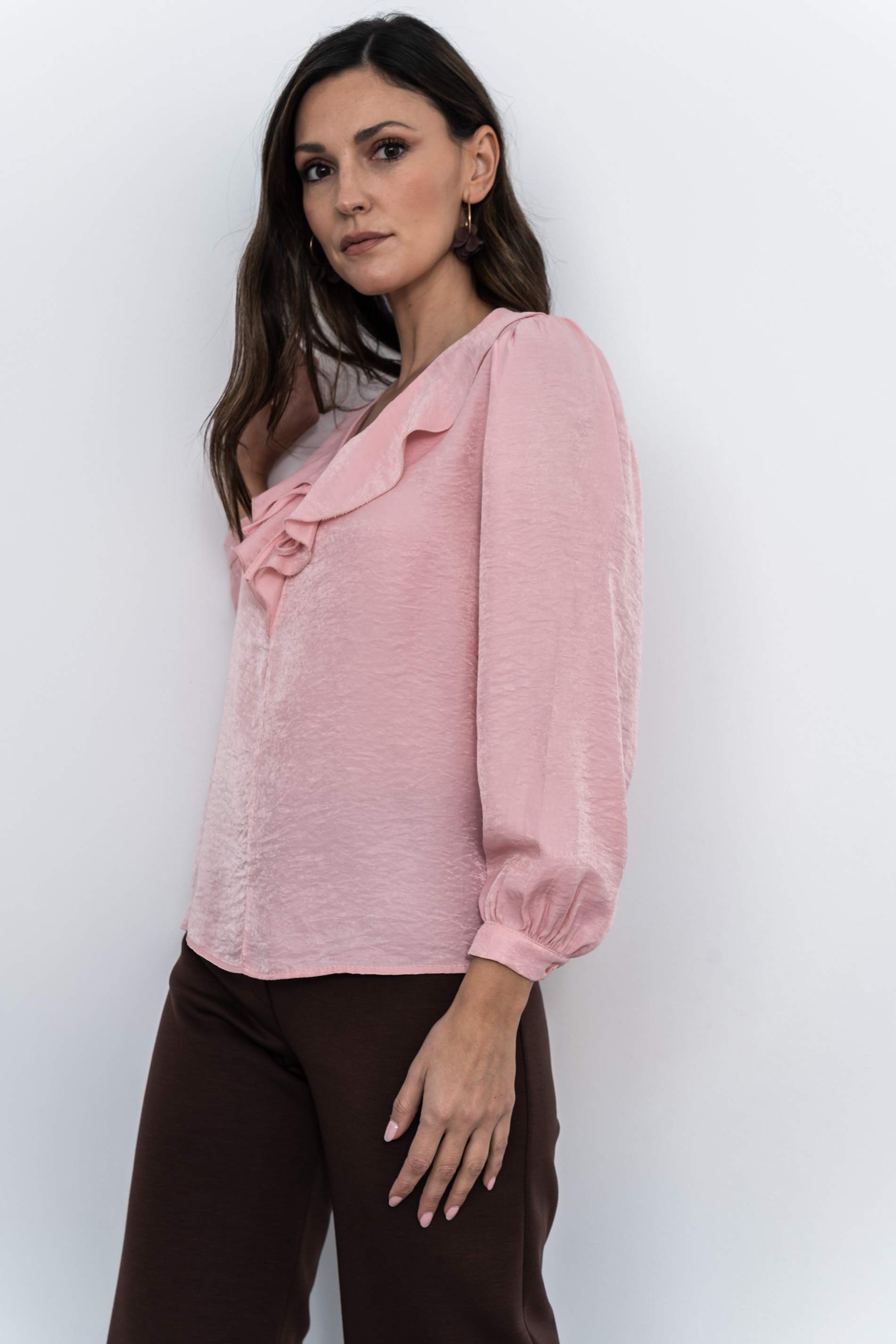 BLUSA CUELLO VOLANTE ROSA