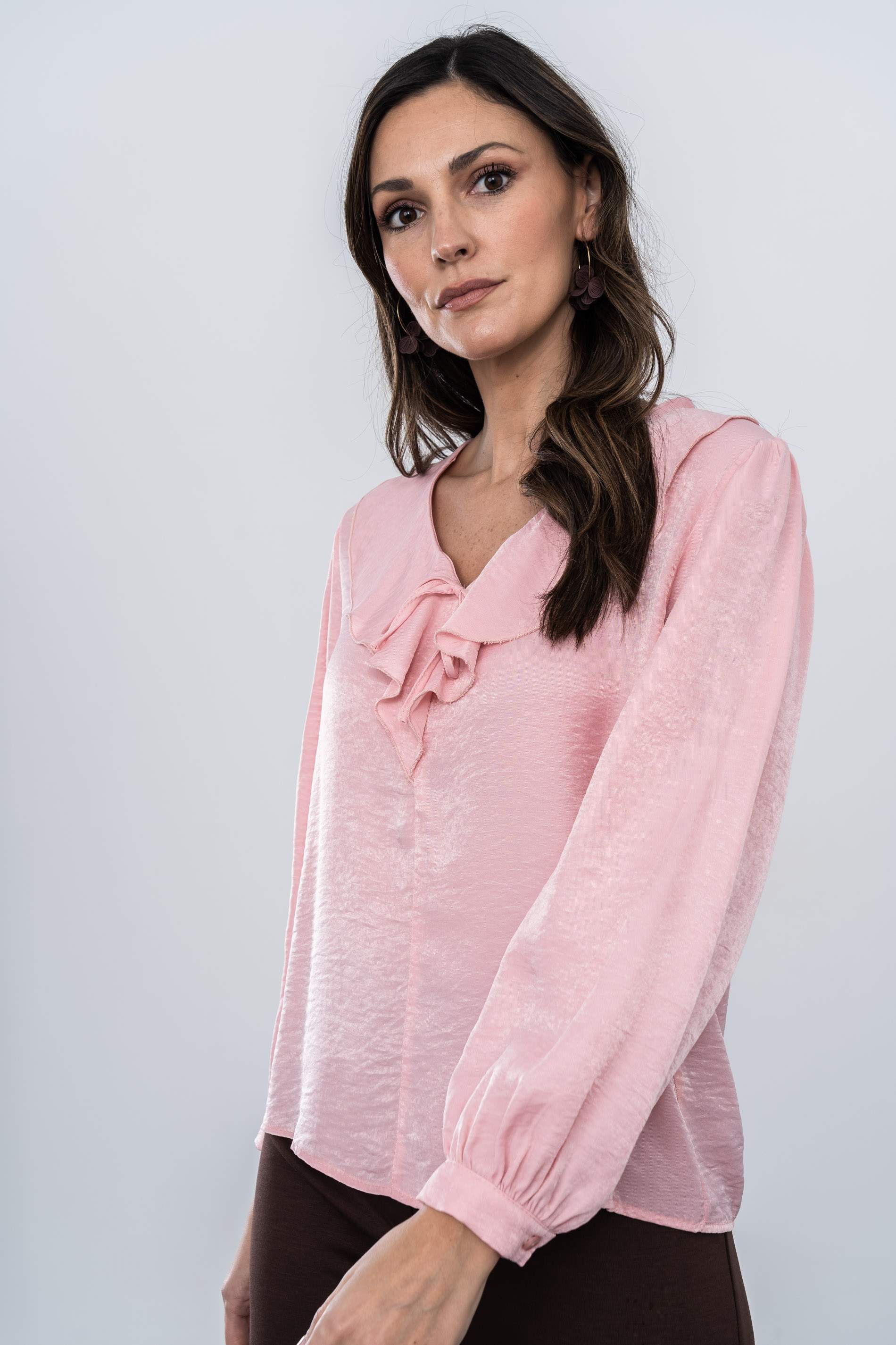 BLUSA CUELLO VOLANTE ROSA