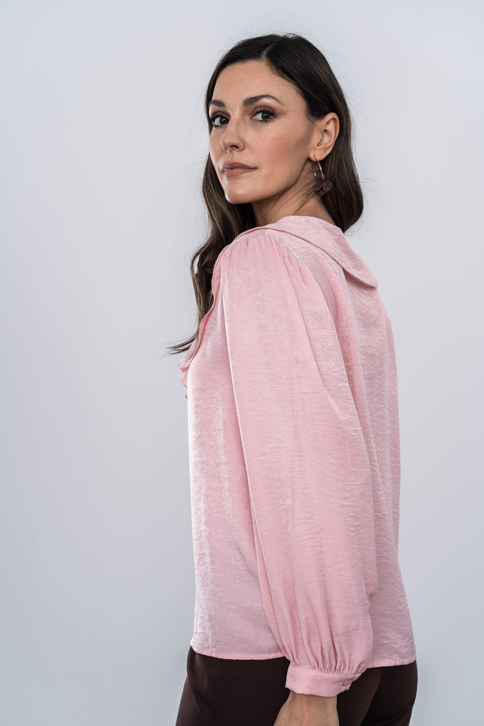 BLUSA CUELLO VOLANTE ROSA
