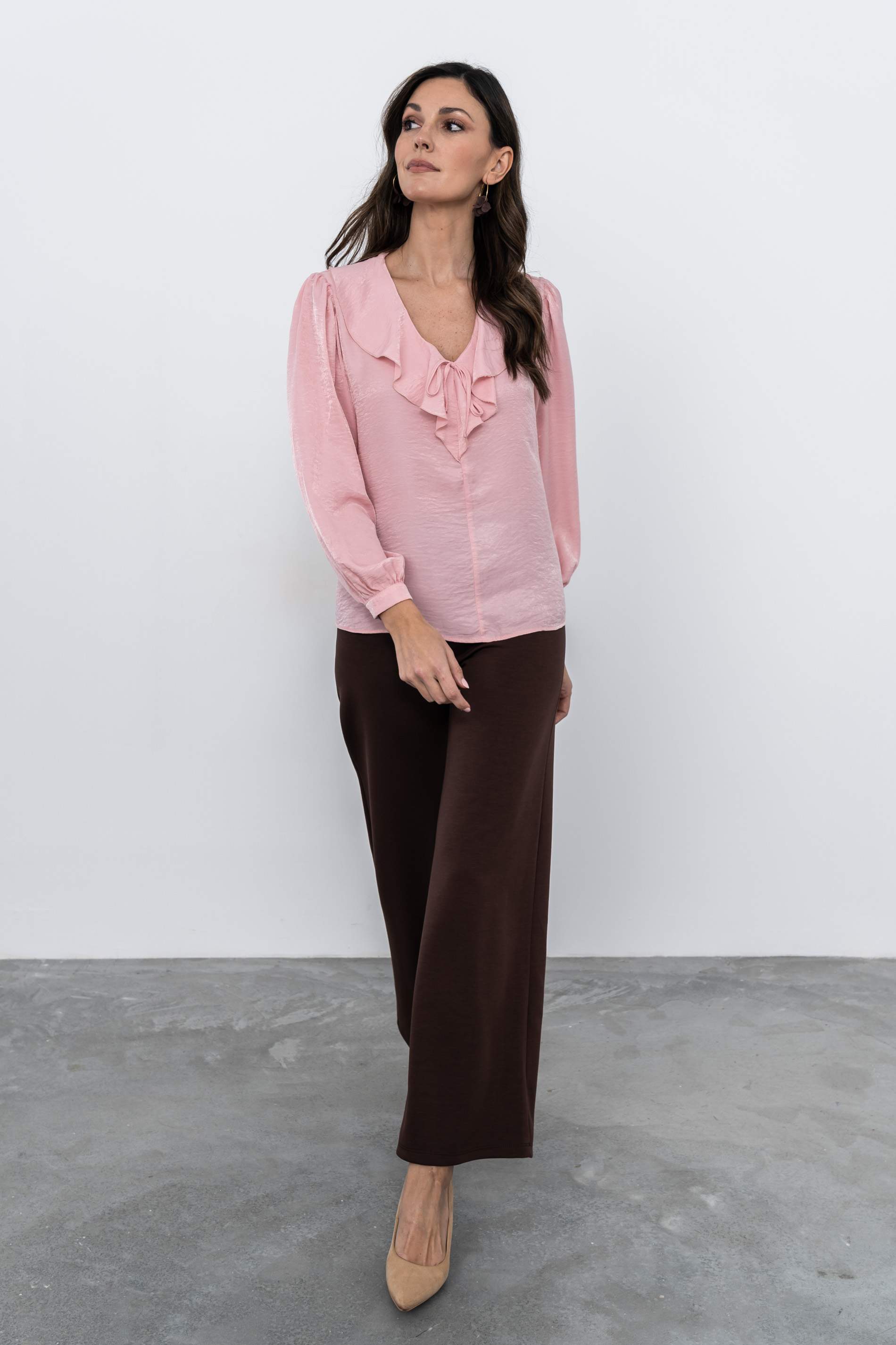 BLUSA CUELLO VOLANTE ROSA