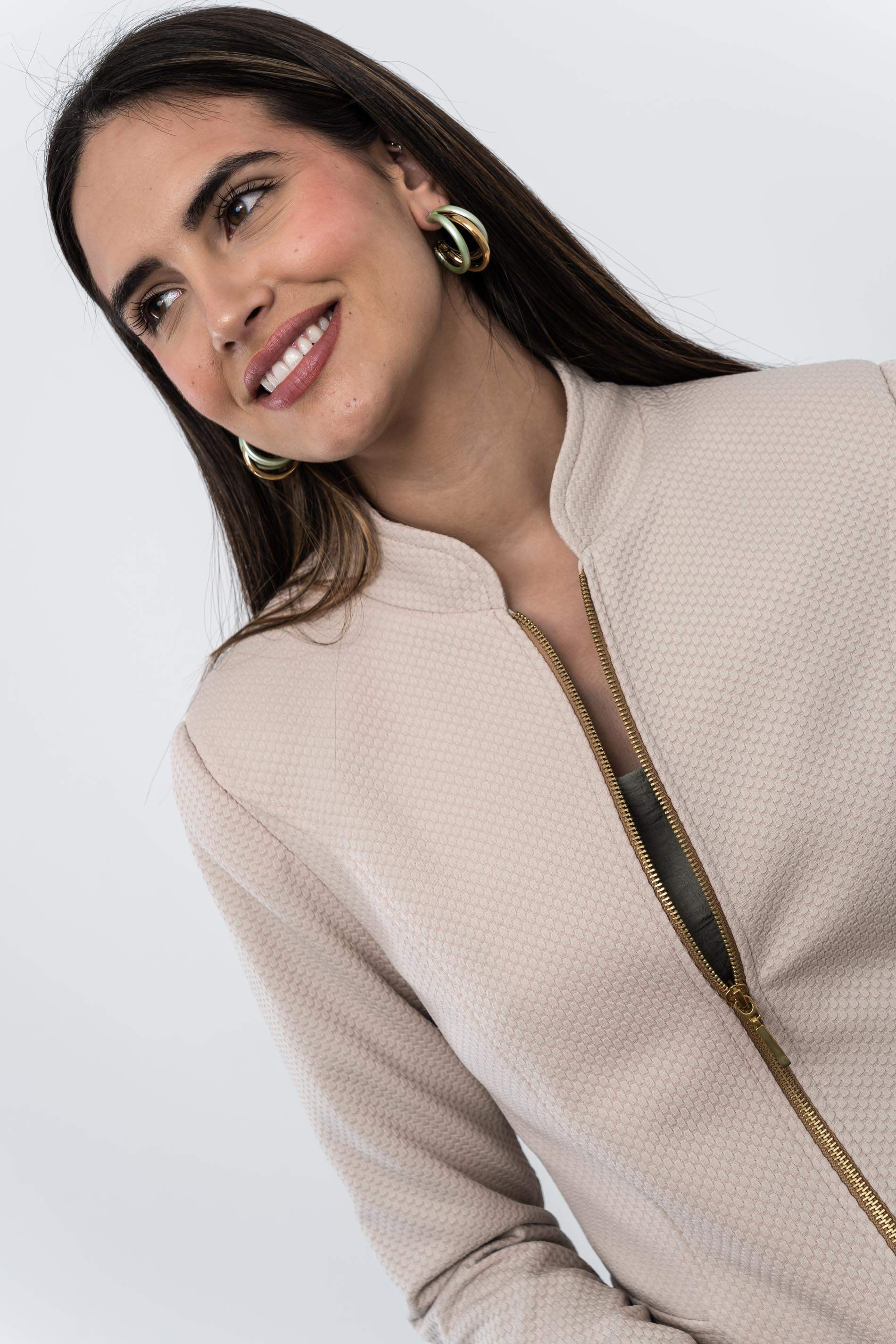 CHAQUETA CREMALLERA JACQUARD BEIGE