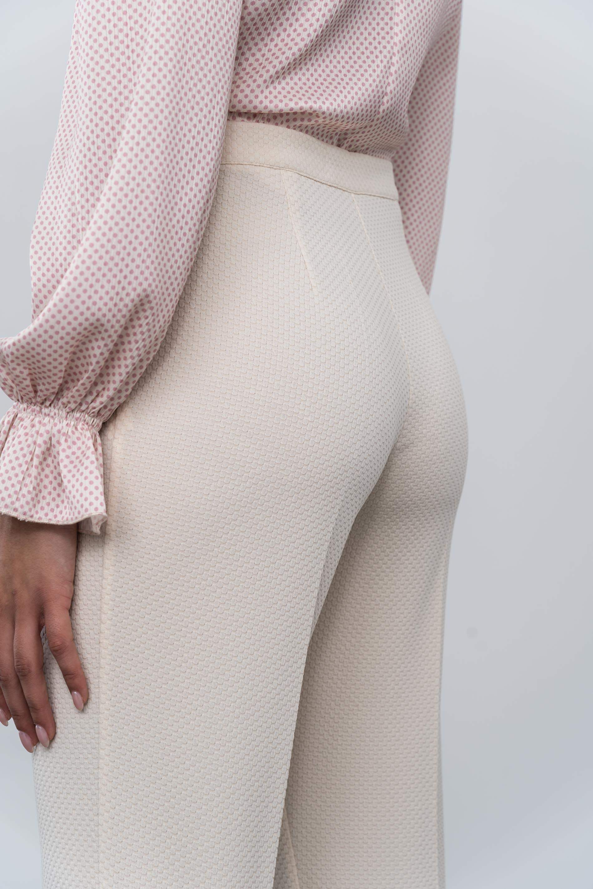 PANTALÓN JACQUARD CRUDO