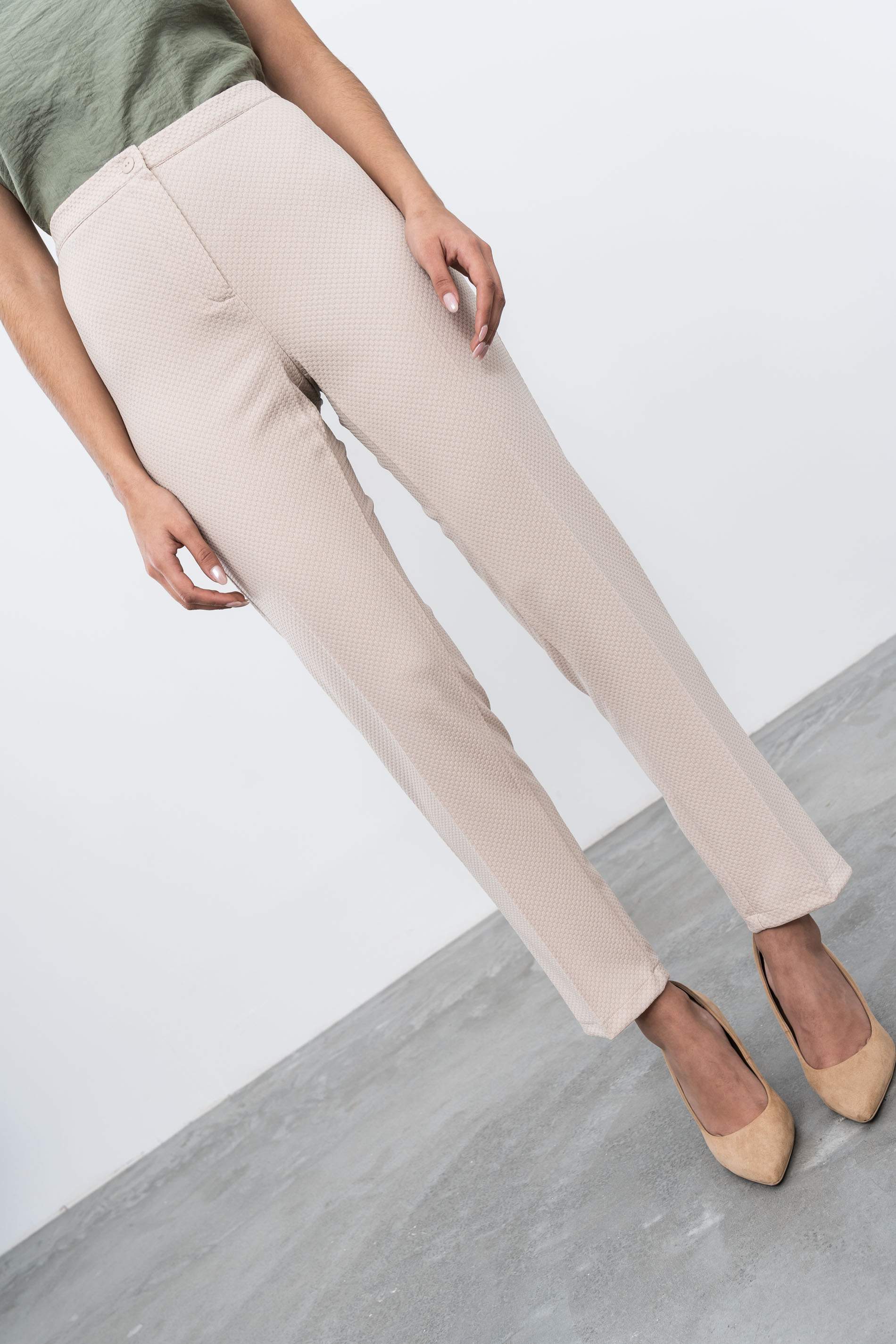 PANTALÓN JACQUARD BEIGE