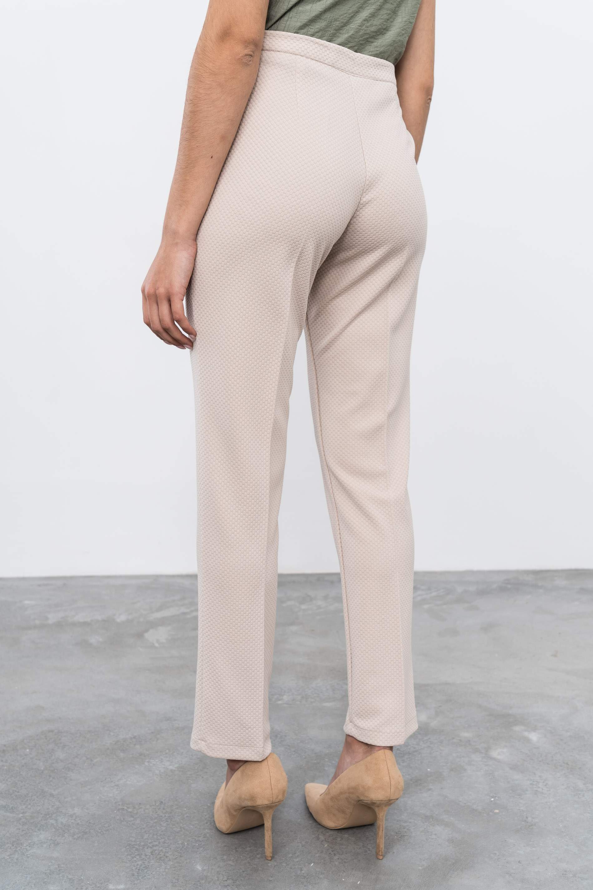 PANTALÓN JACQUARD BEIGE