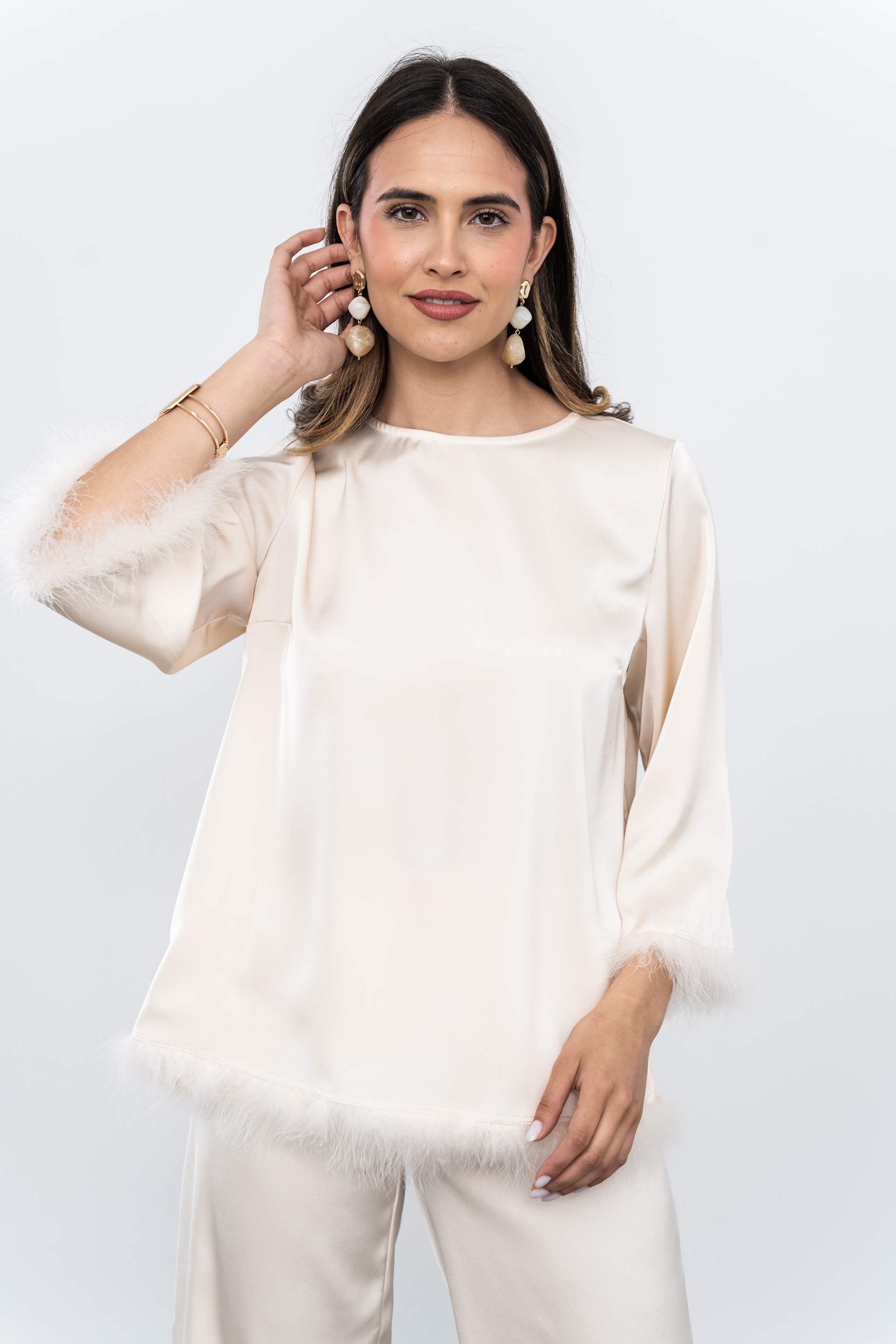 BLUSÓN FANTASÍA PLUMAS BEIGE