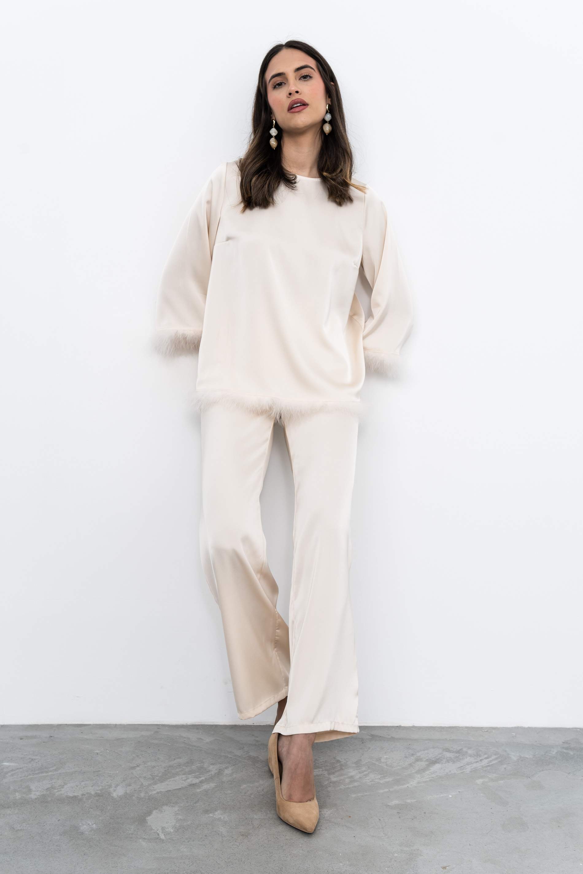 PANTALÓN VESTIR SATINADO BEIGE