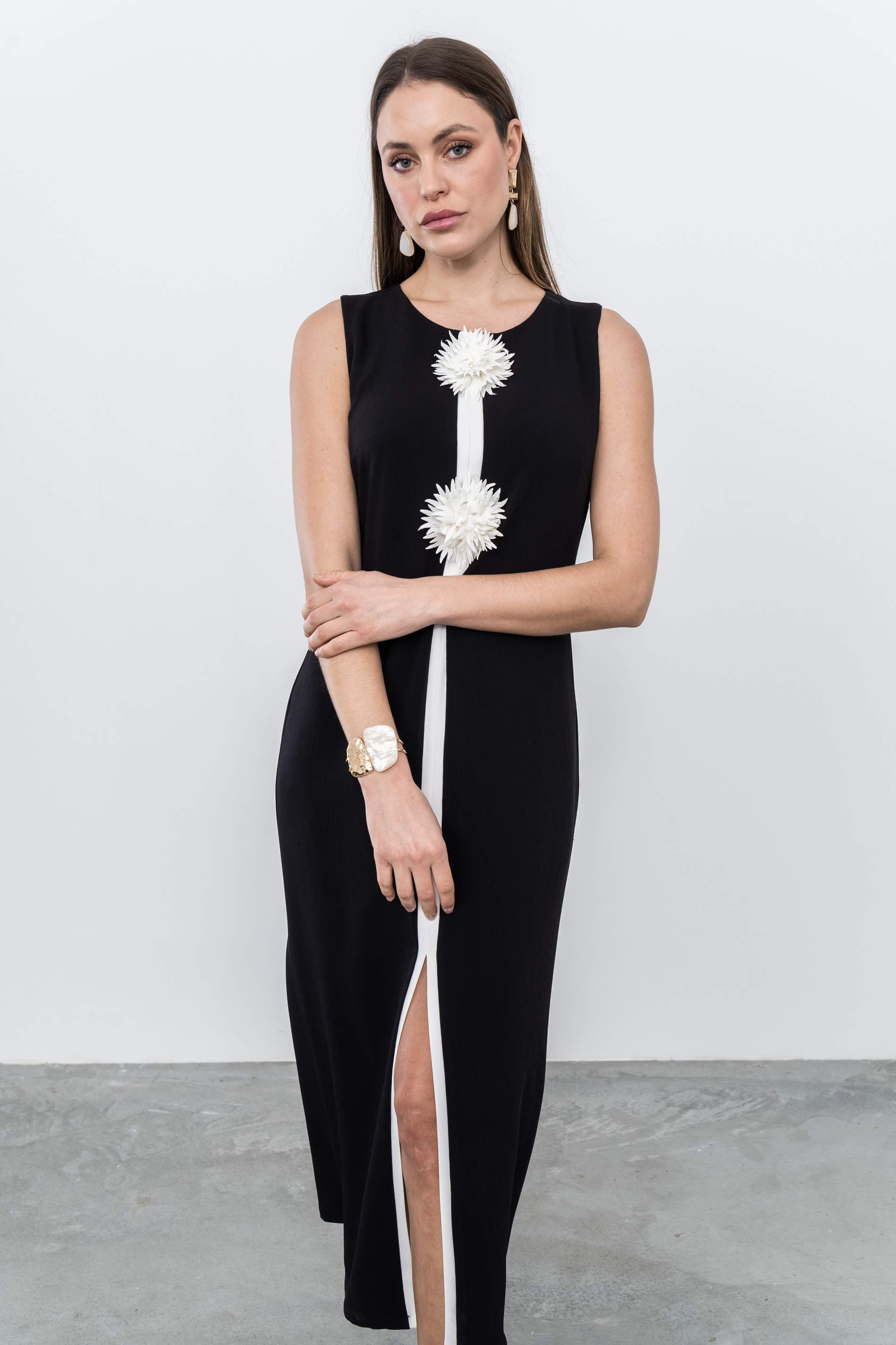 VESTIDO VIVOS FLOR MANGA SISA