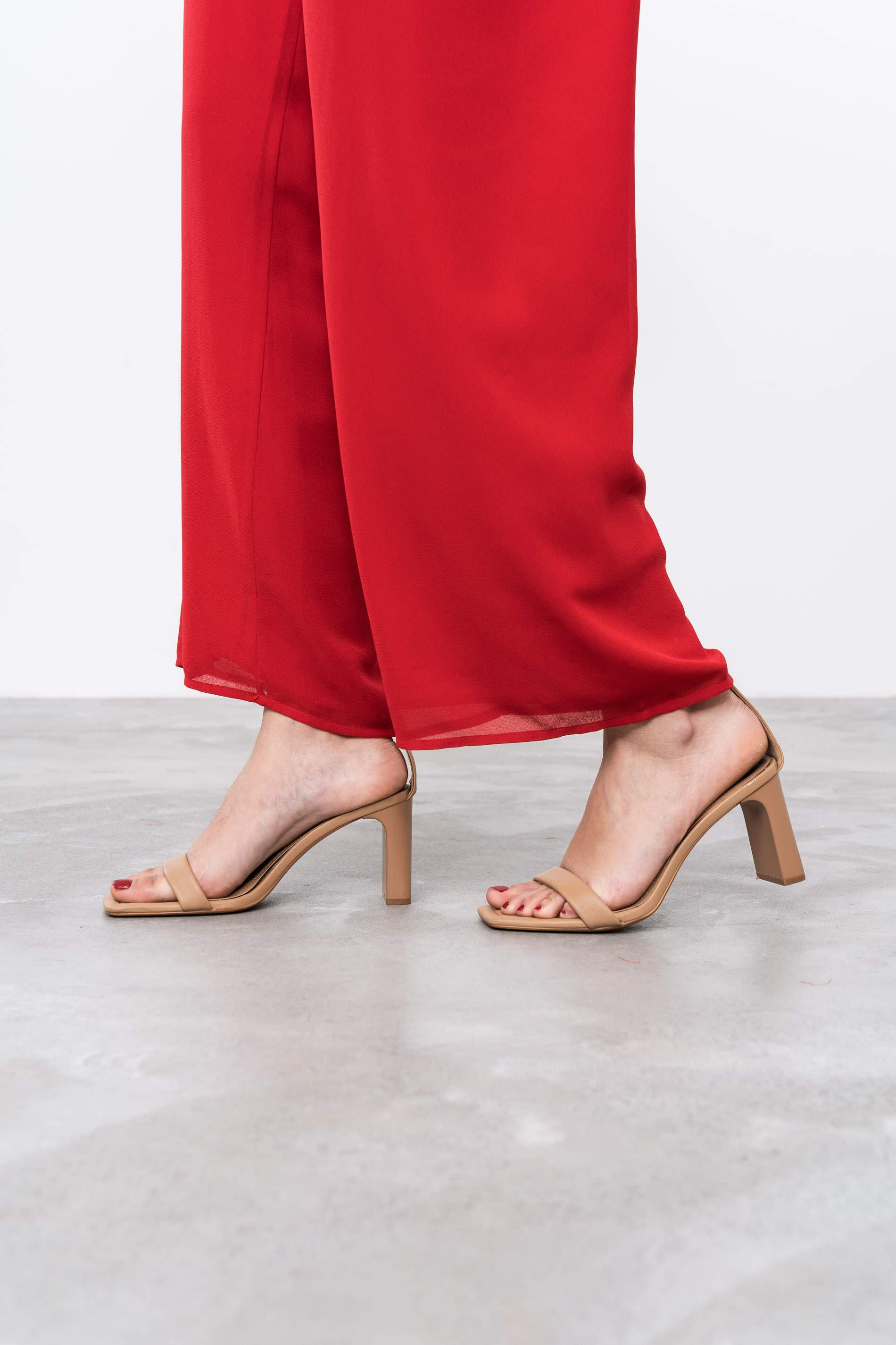 PANTALÓN HOLGADO ROJO