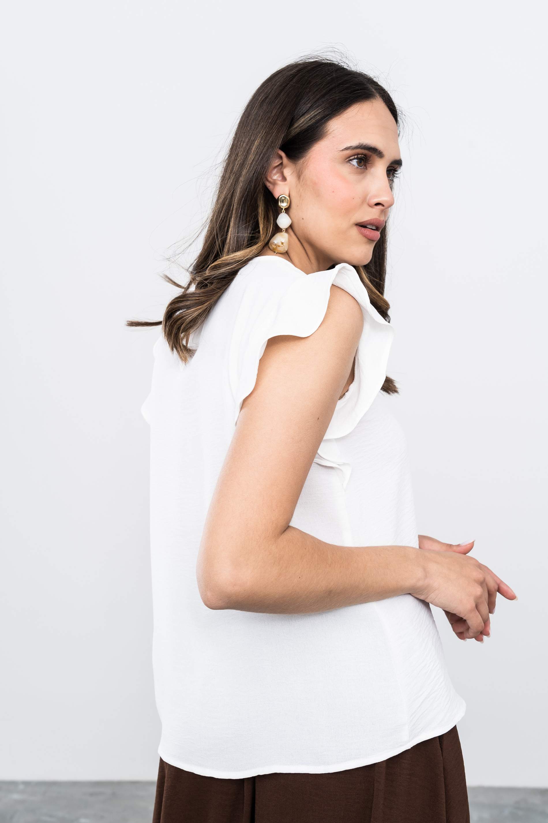 BLUSA VOLANTITO PUNTILLAS CRUDO