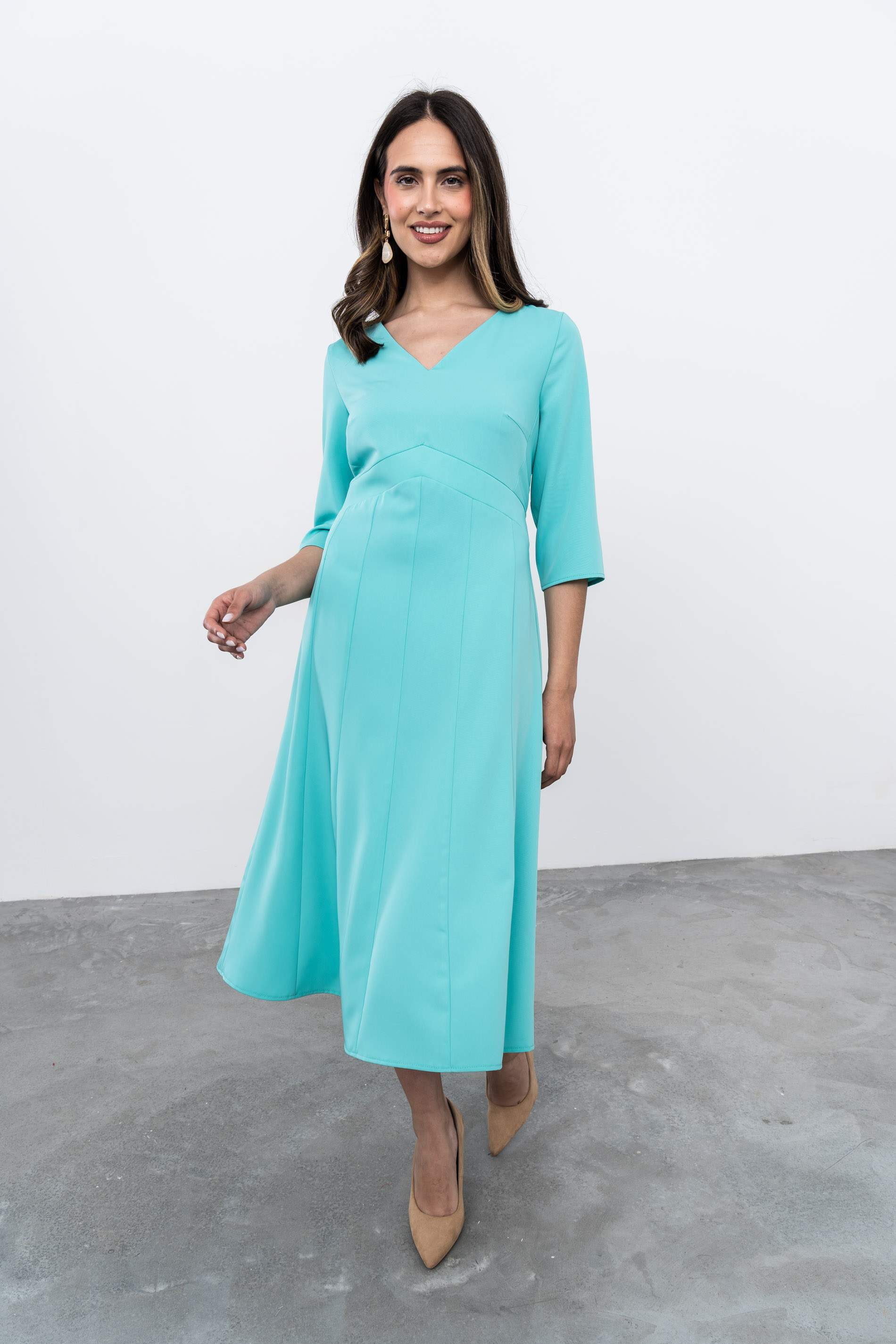 VESTIDO MIDI QUILLAS