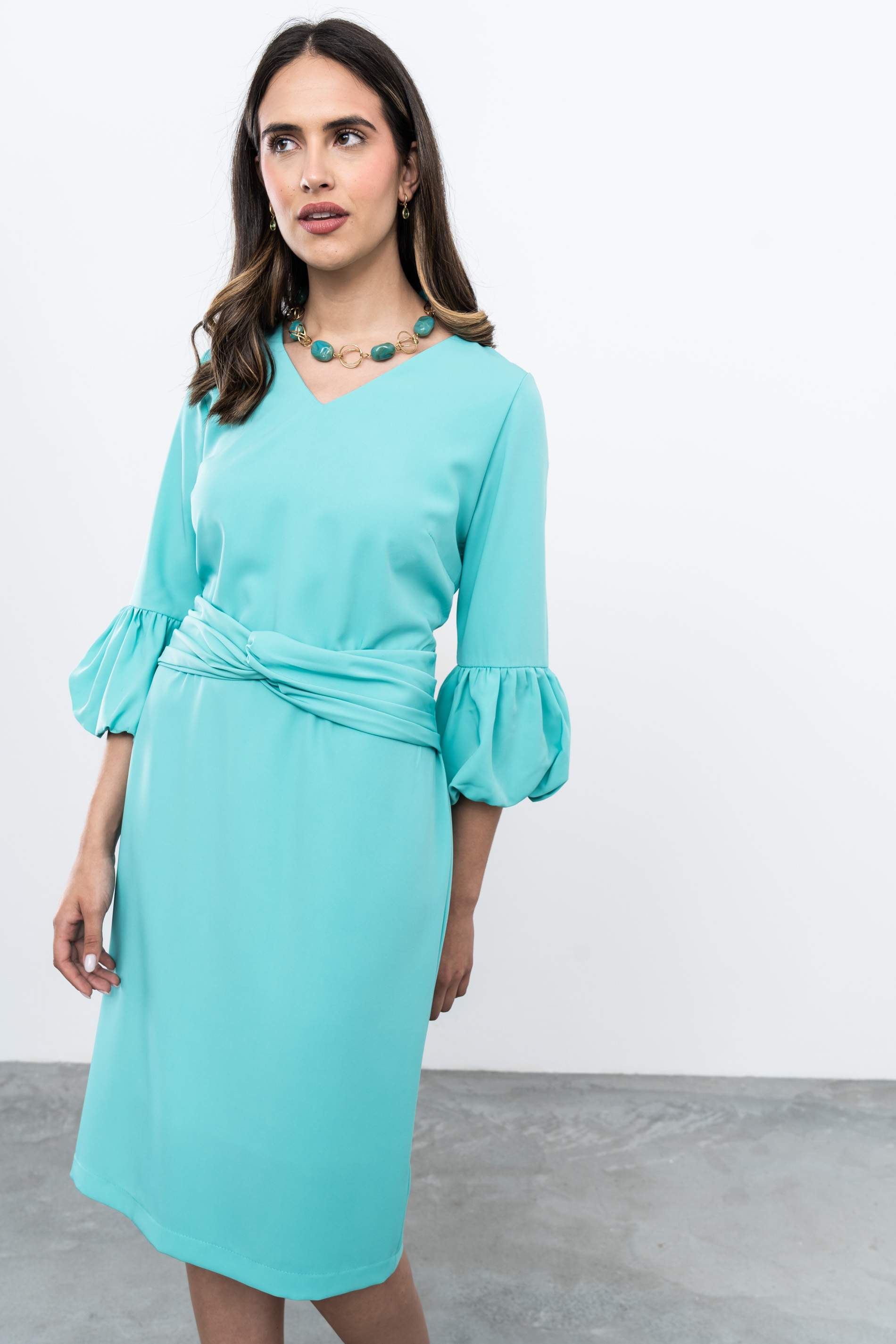 VESTIDO MANGA ABULLONADA